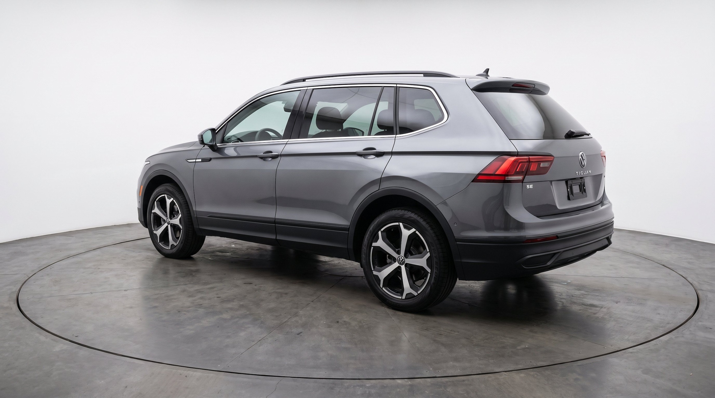 Thumbnail: 2026 Volkswagen Tiguan - 6