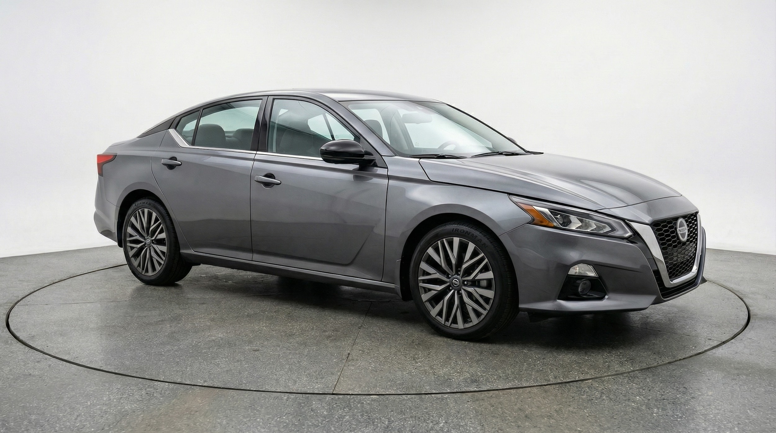 Thumbnail: 2025 Nissan Altima - 1