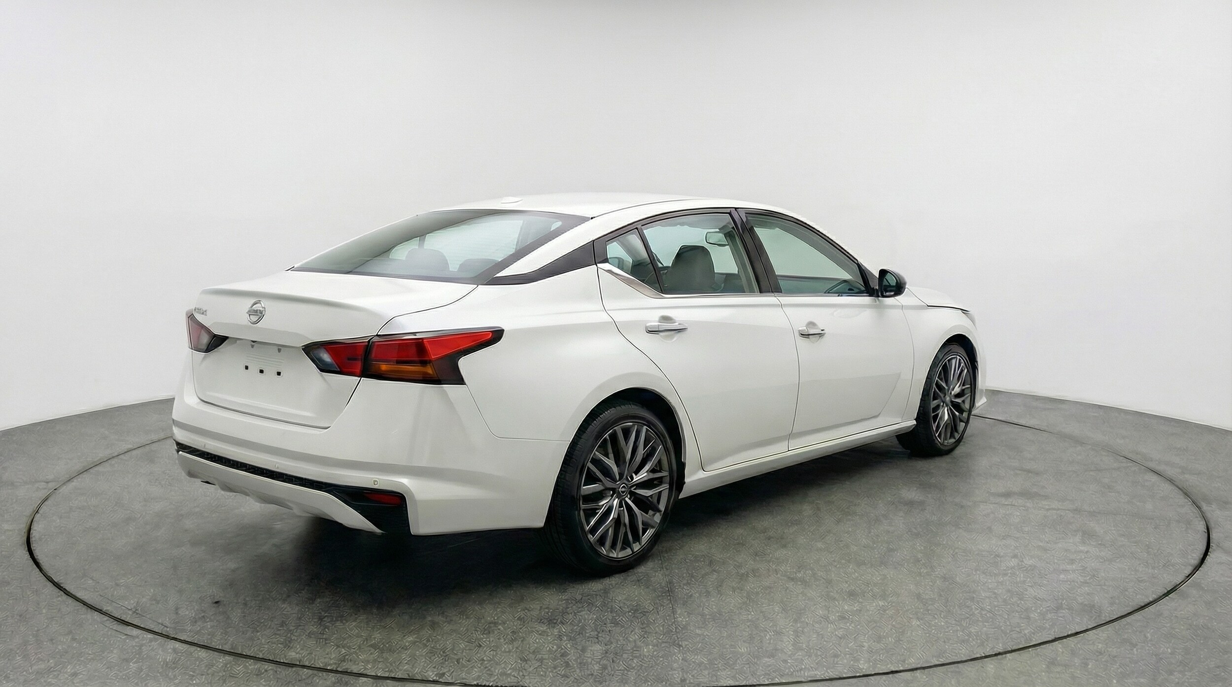 Thumbnail: 2025 Nissan Altima - 7