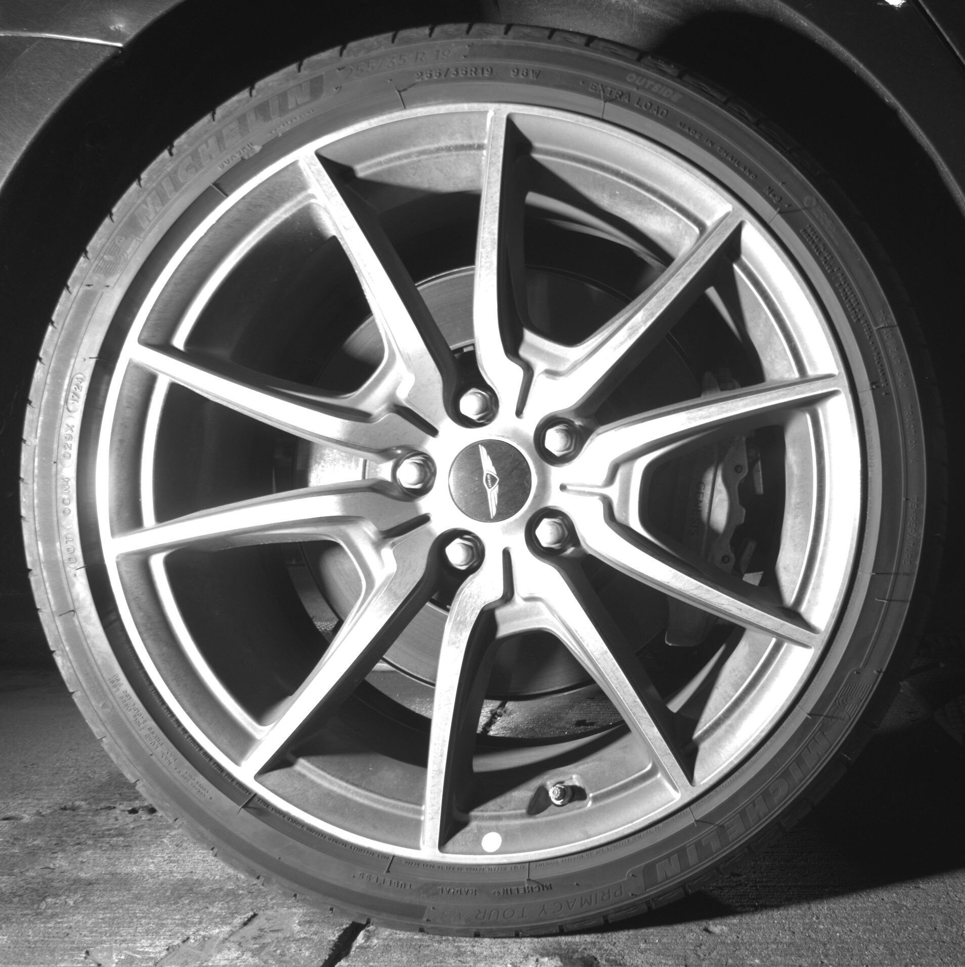 Thumbnail: 2025 Genesis G70 - 12