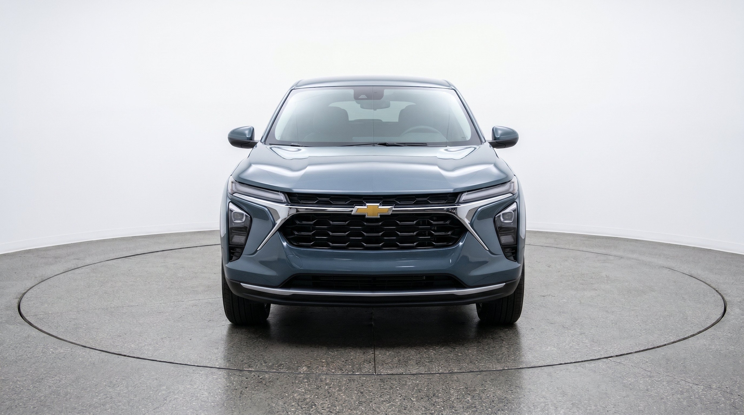Thumbnail: 2025 Chevrolet Trax - 2