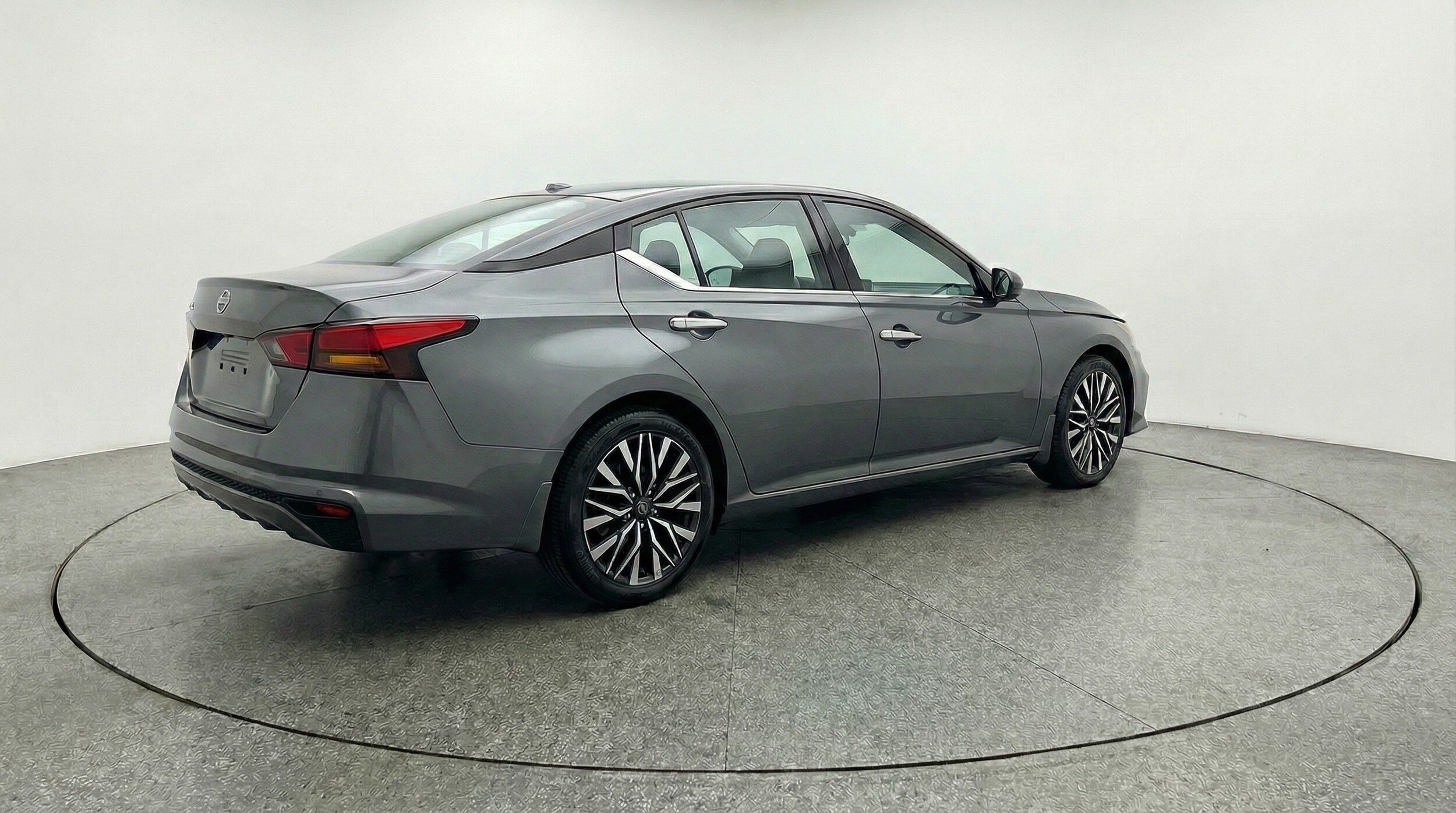 Thumbnail: 2025 Nissan Altima - 7