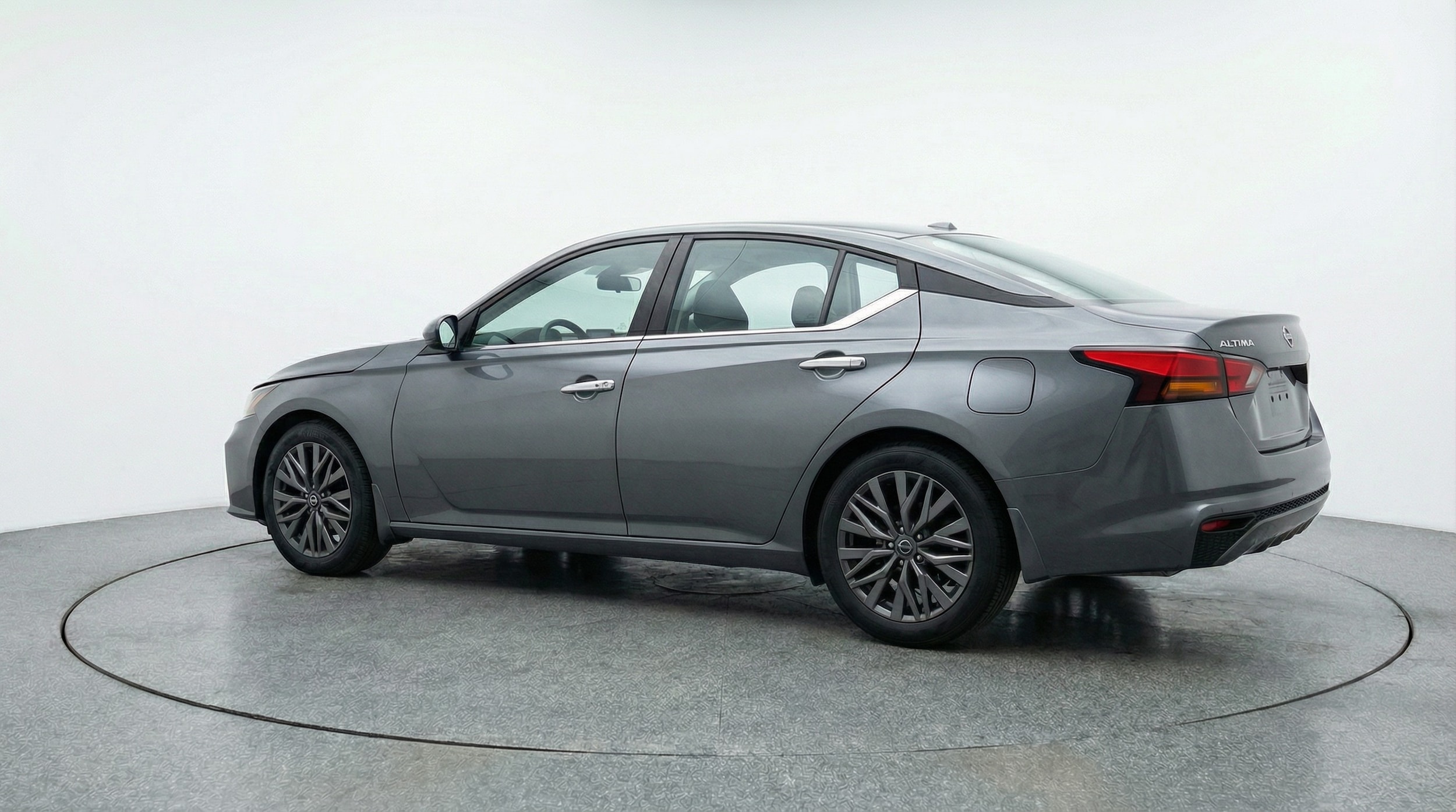 Thumbnail: 2025 Nissan Altima - 5