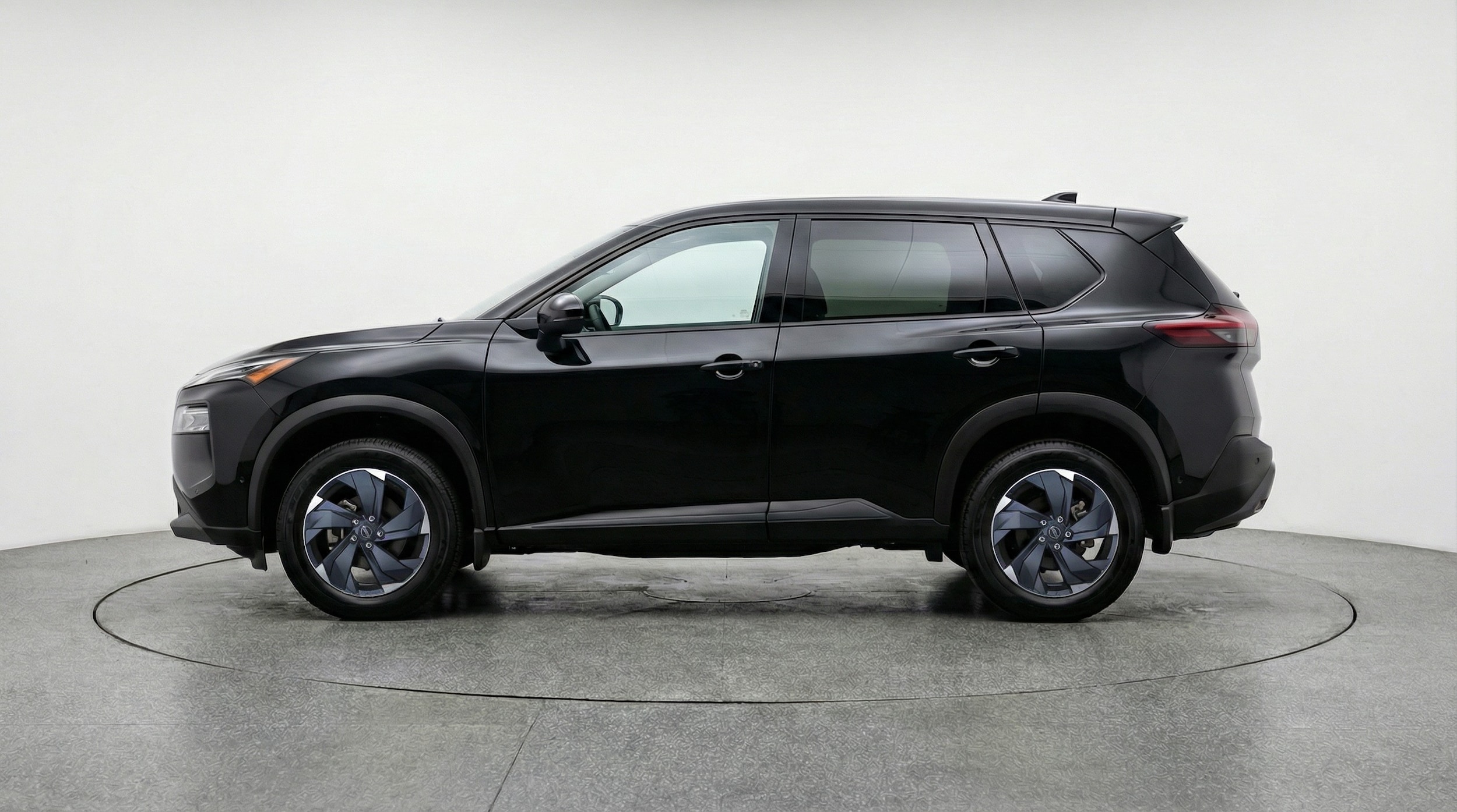 Thumbnail: 2025 Nissan Rogue - 4