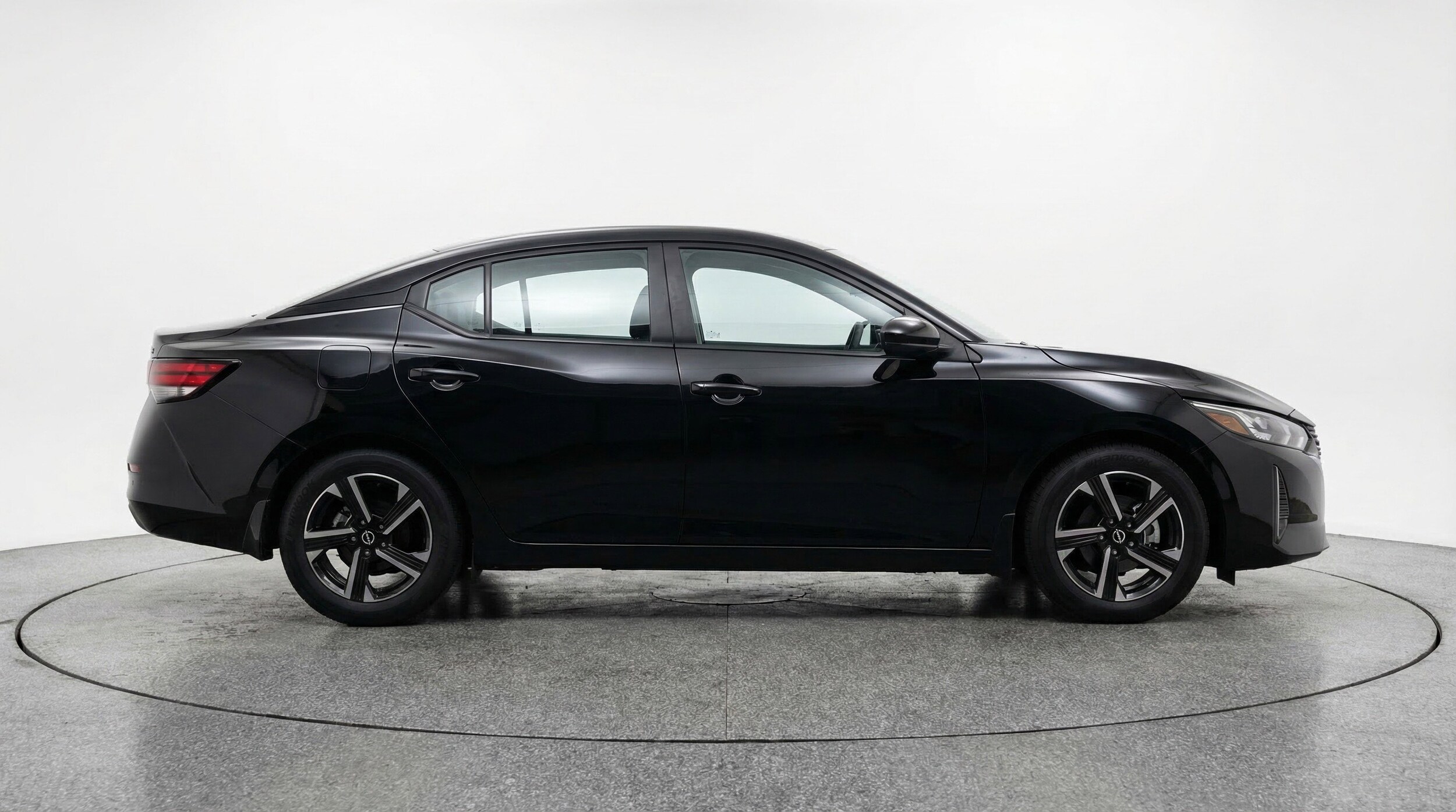 Thumbnail: 2025 Nissan Sentra - 11