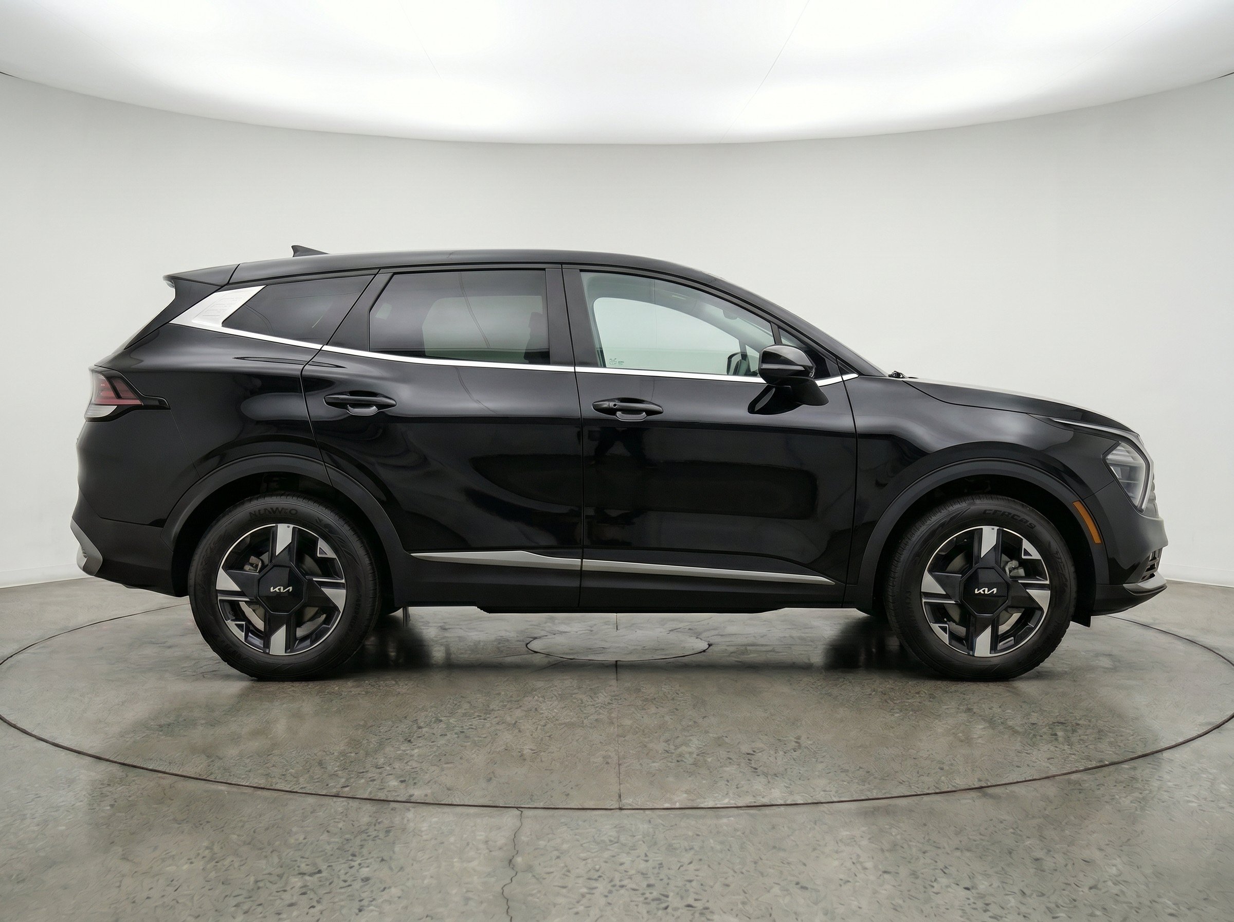 Thumbnail: 2026 Kia Sportage - 11