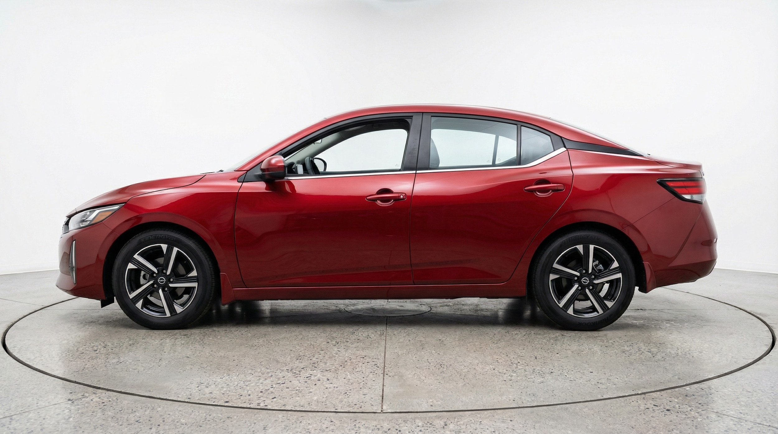 Thumbnail: 2025 Nissan Sentra - 4
