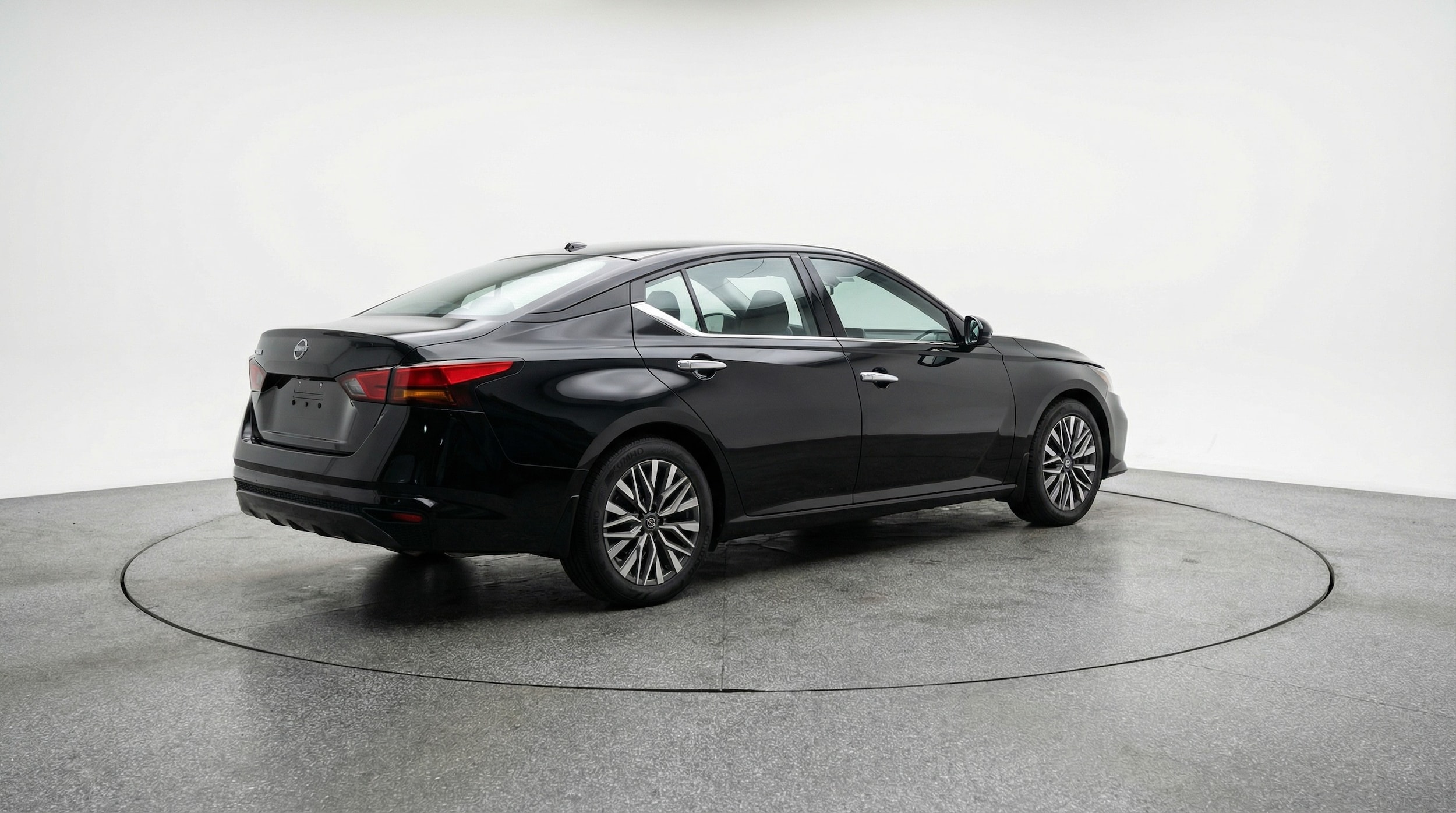 Thumbnail: 2025 Nissan Altima - 7