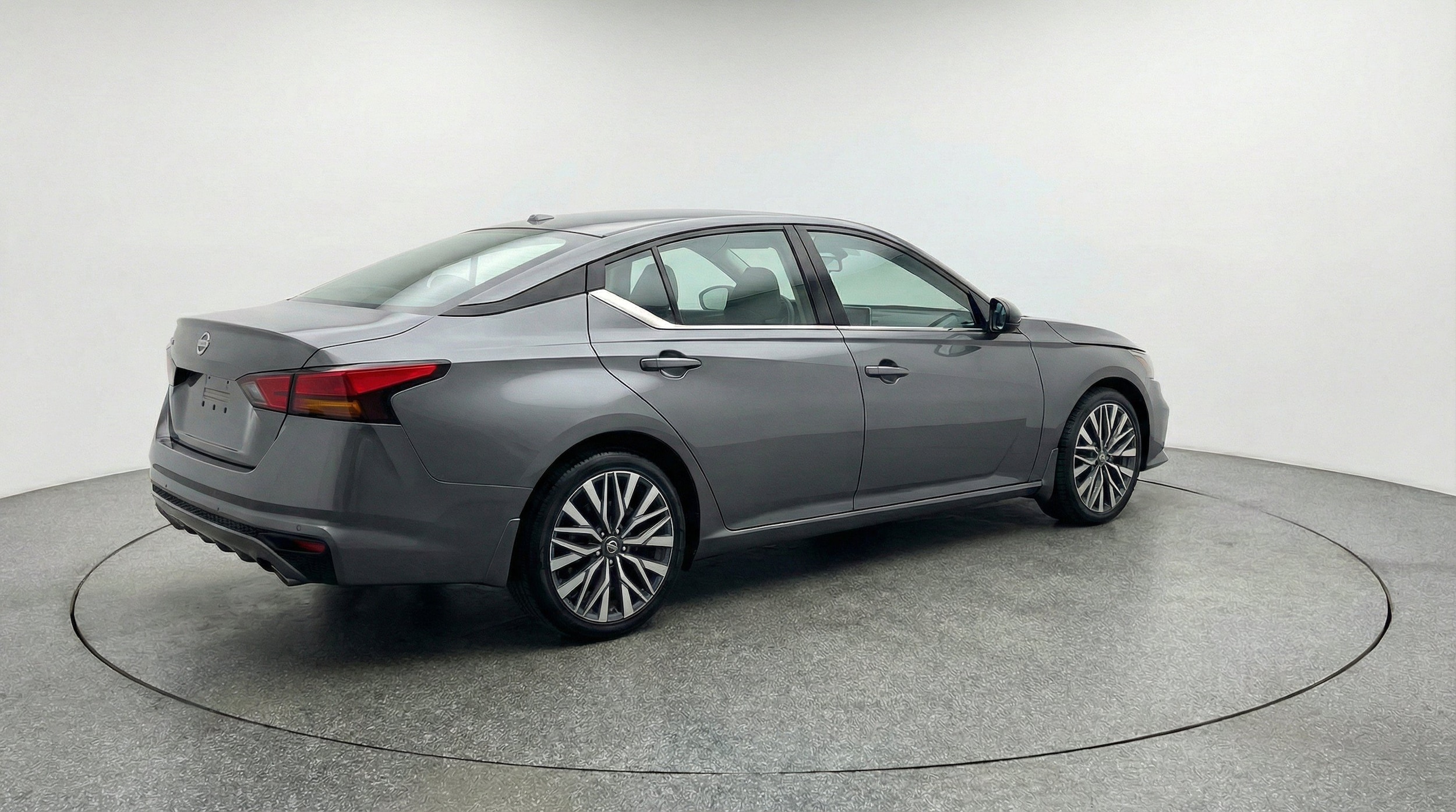Thumbnail: 2025 Nissan Altima - 9