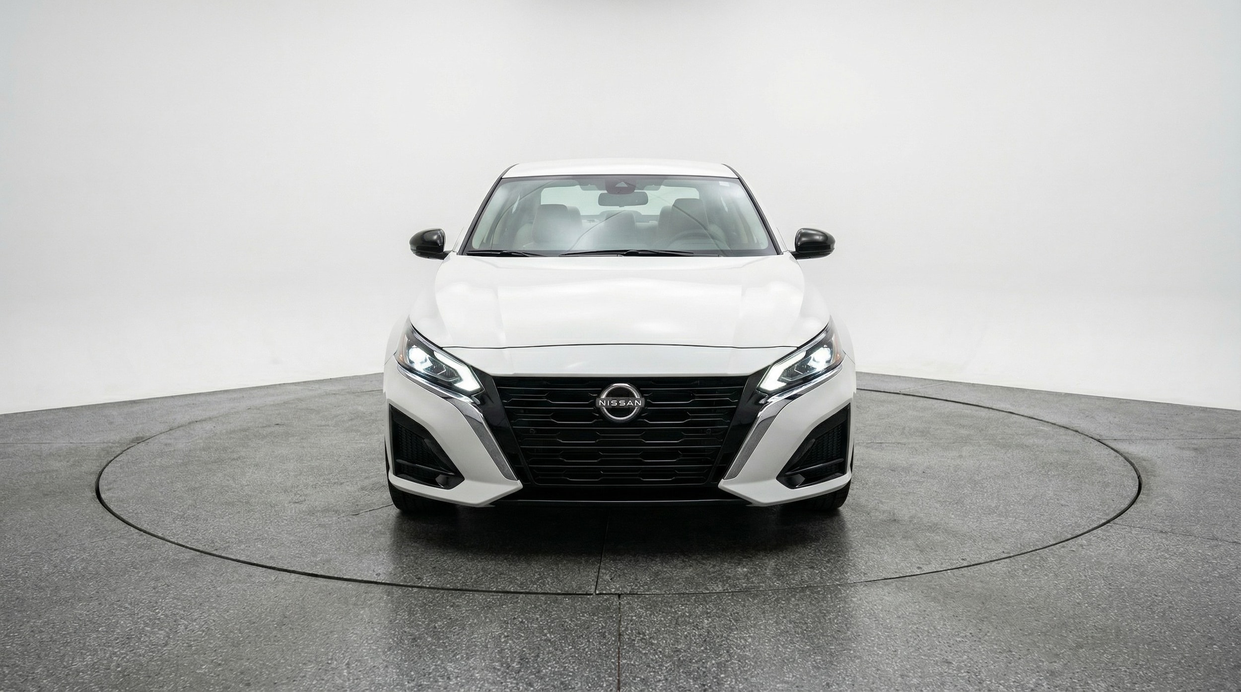 Thumbnail: 2025 Nissan Altima - 2