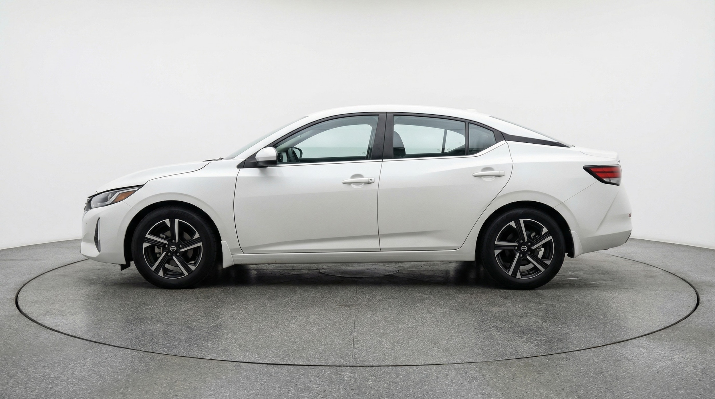 Thumbnail: 2025 Nissan Sentra - 4