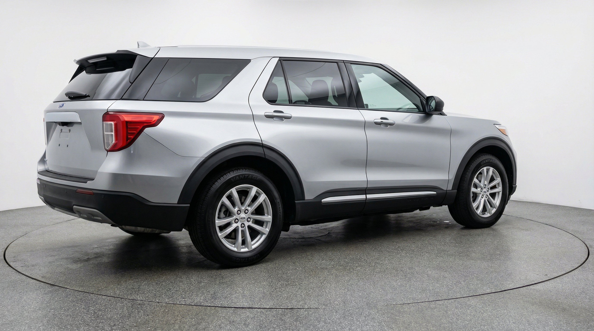 Thumbnail: 2024 Ford Explorer - 9