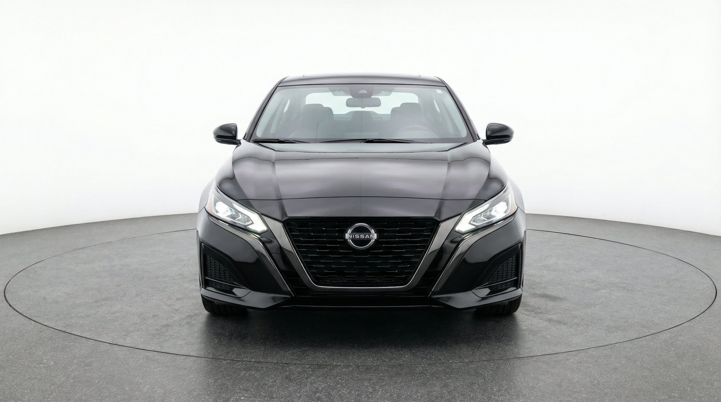Thumbnail: 2025 Nissan Altima - 2