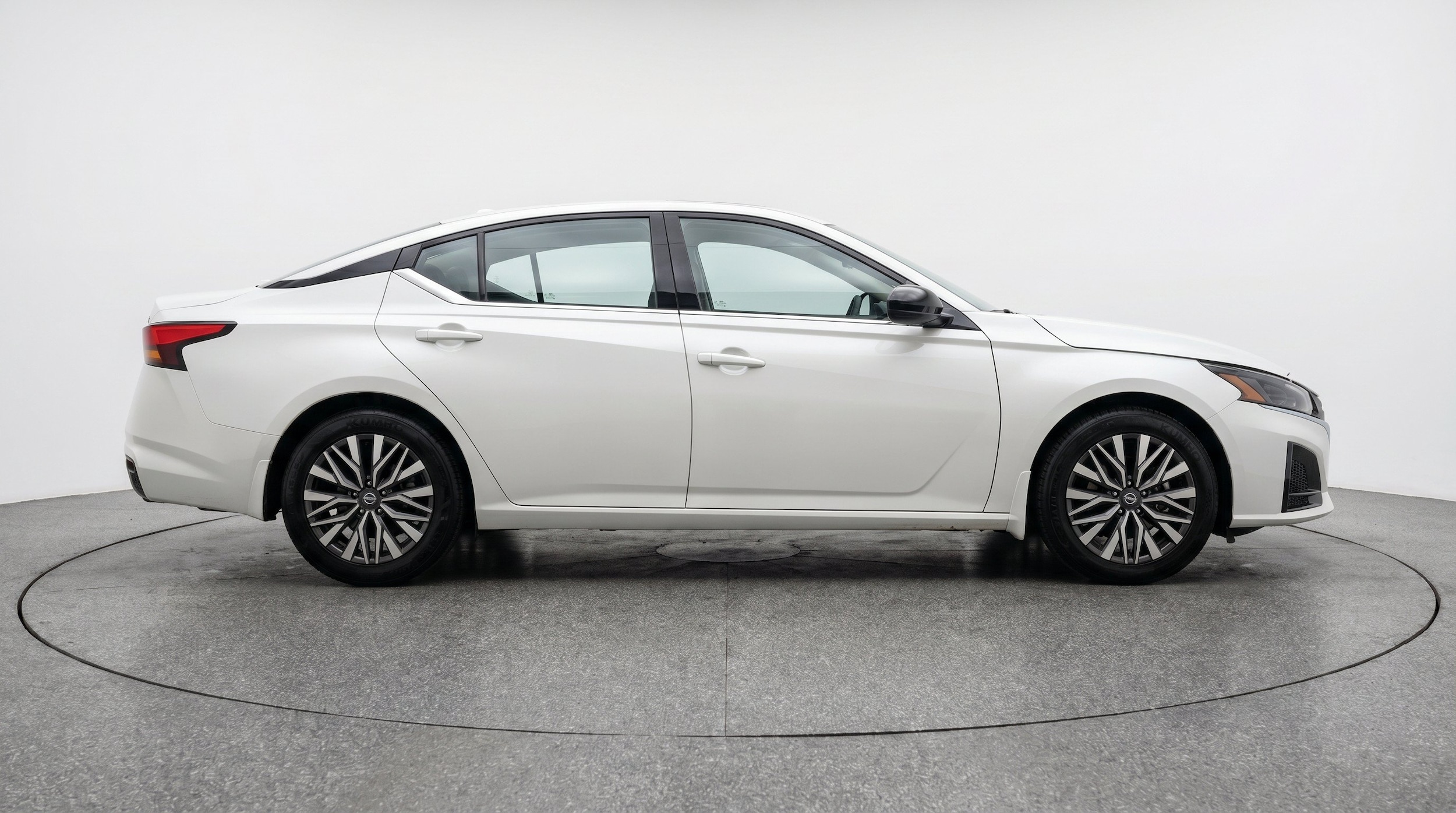 Thumbnail: 2026 Nissan Altima - 10