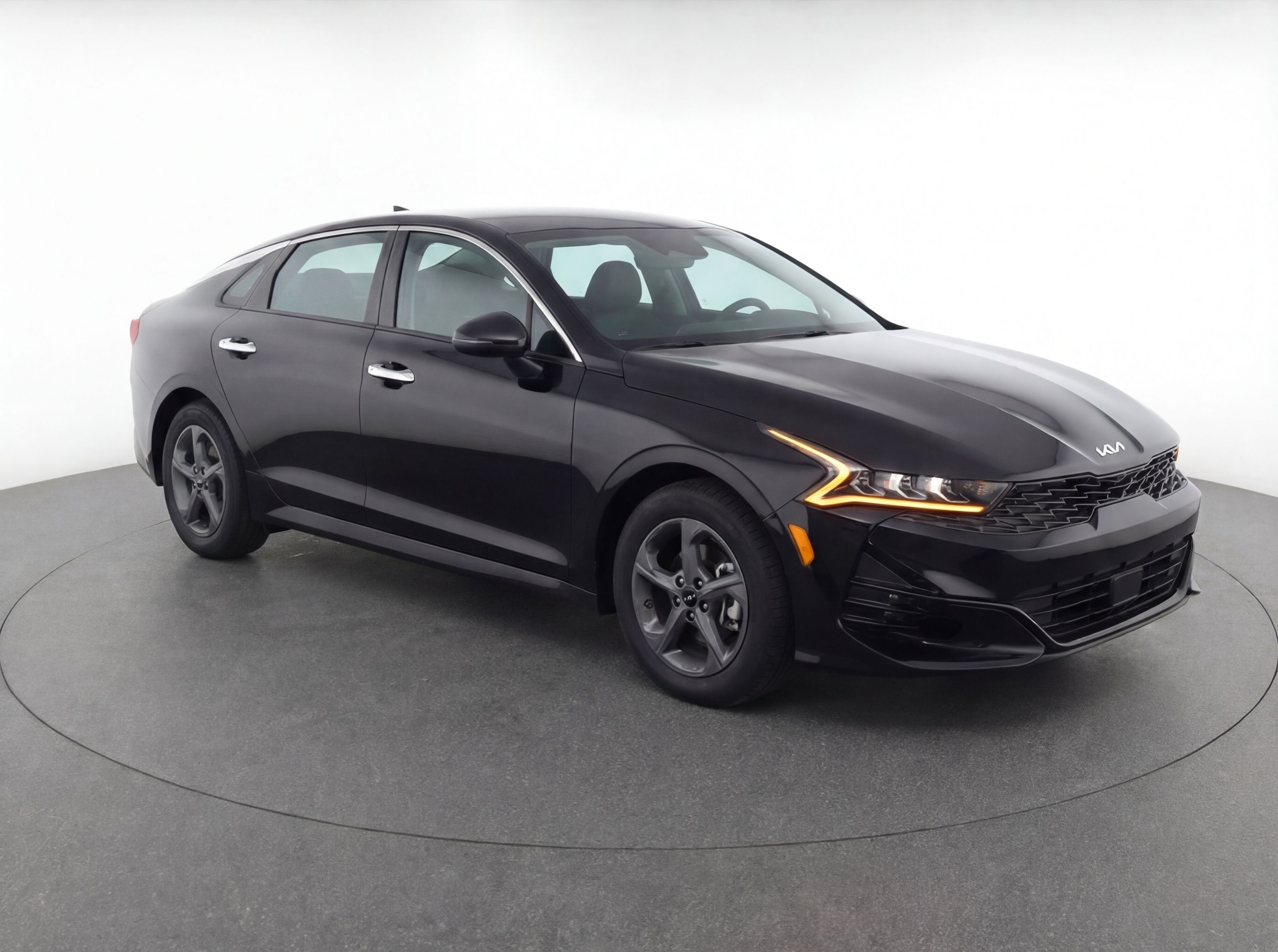 Thumbnail: 2025 Kia K4 - 1