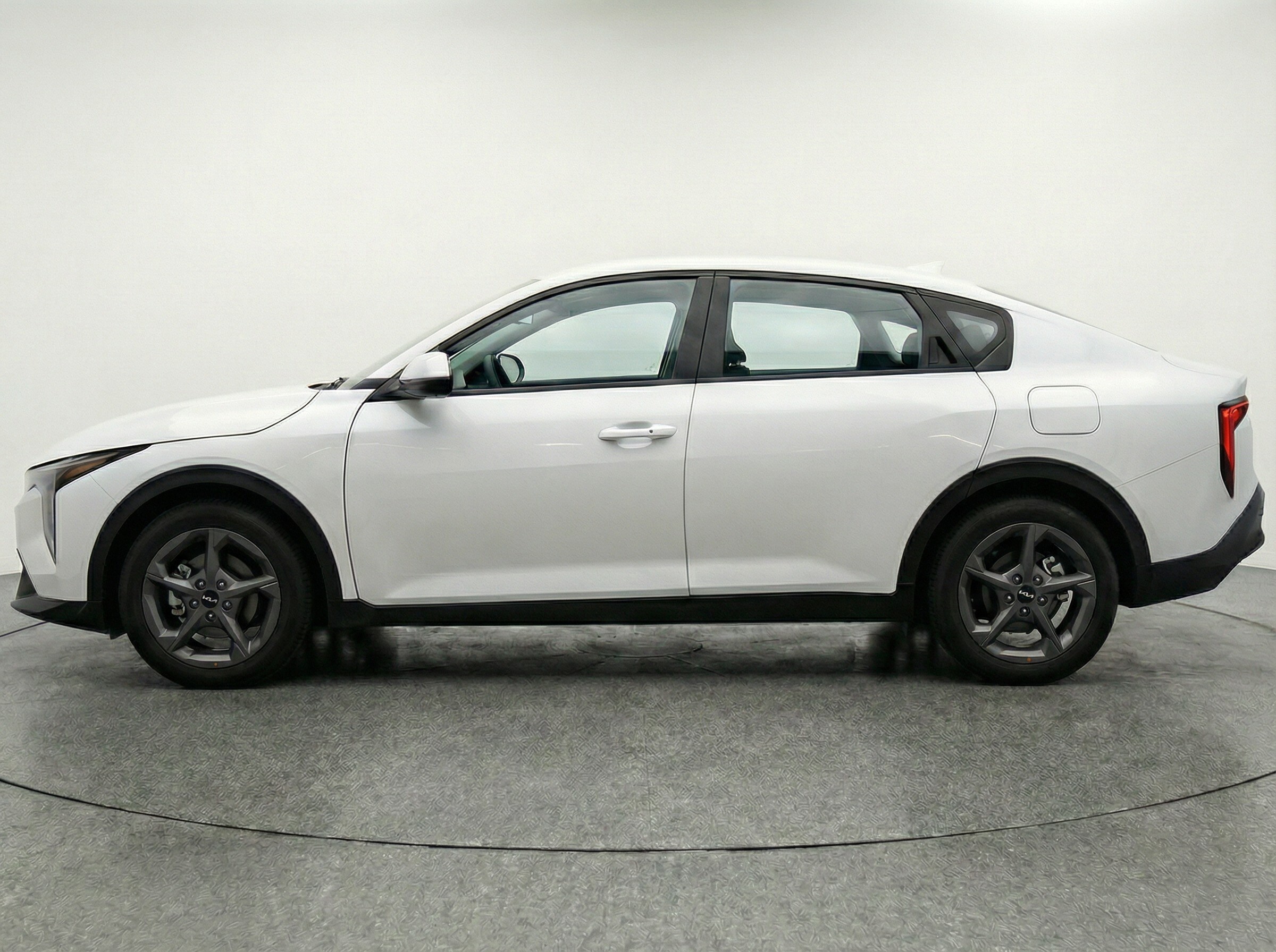 Thumbnail: 2025 Kia K4 - 4