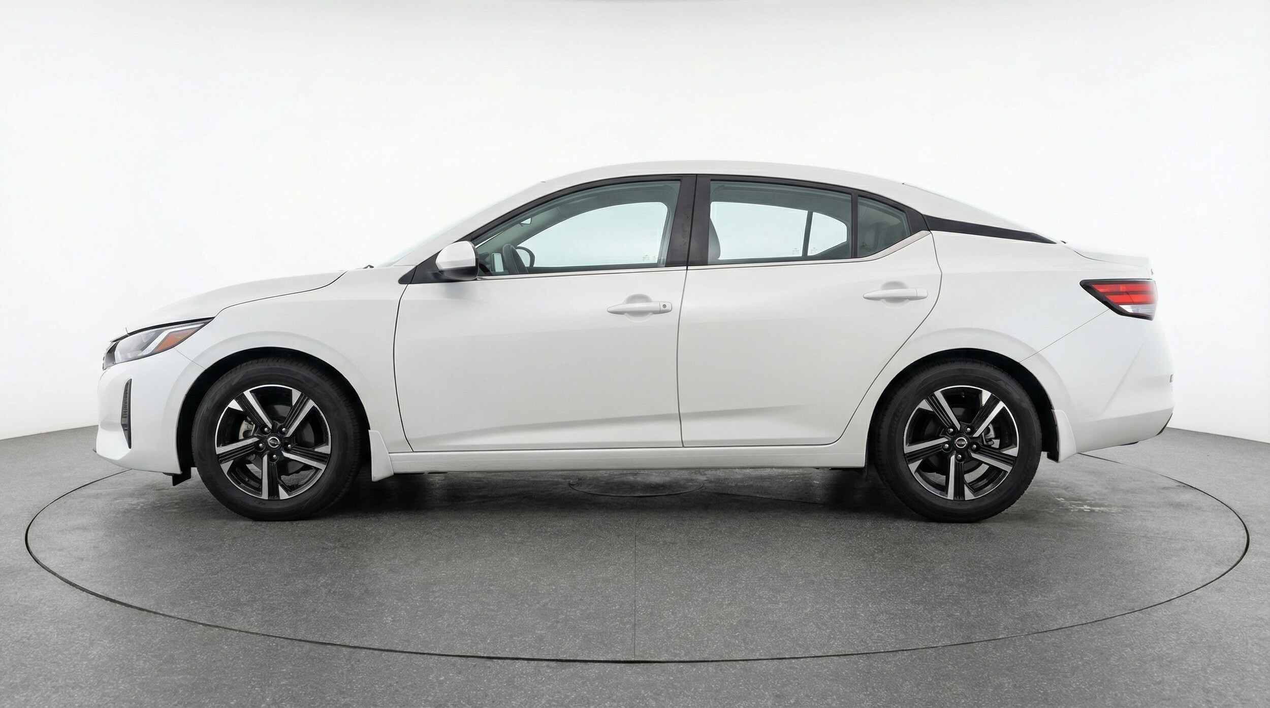 Thumbnail: 2025 Nissan Sentra - 4