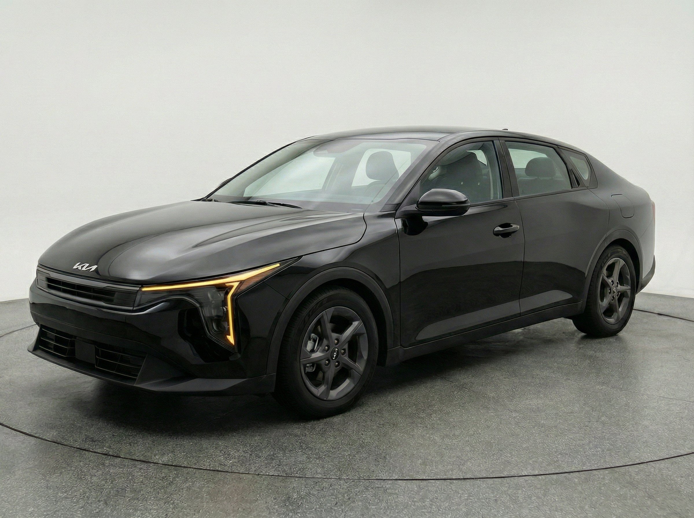 Thumbnail: 2025 Kia K4 - 3
