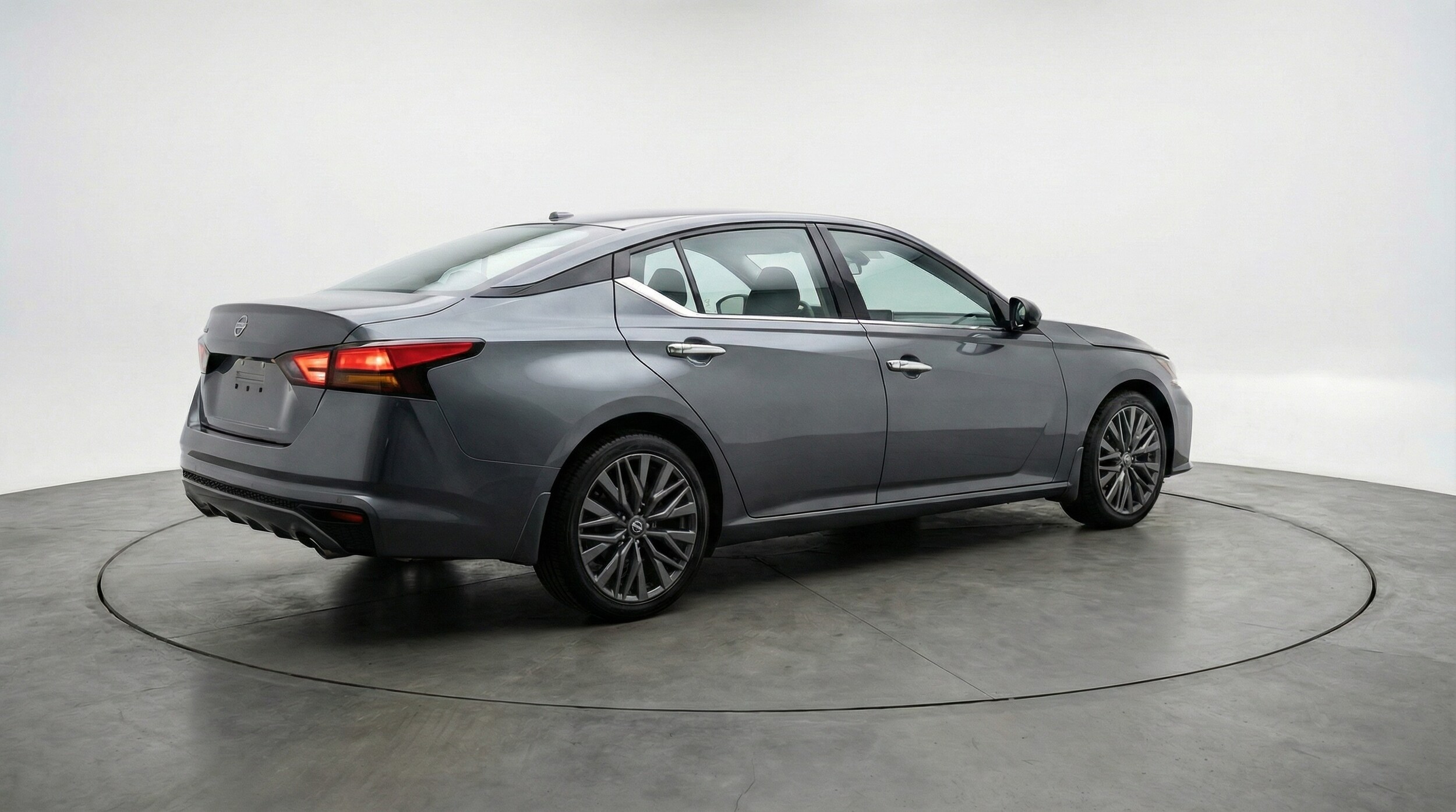 Thumbnail: 2025 Nissan Altima - 7