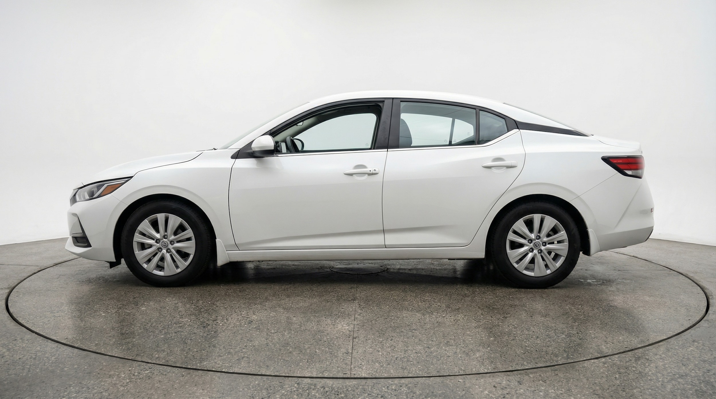 Thumbnail: 2025 Nissan Sentra - 4