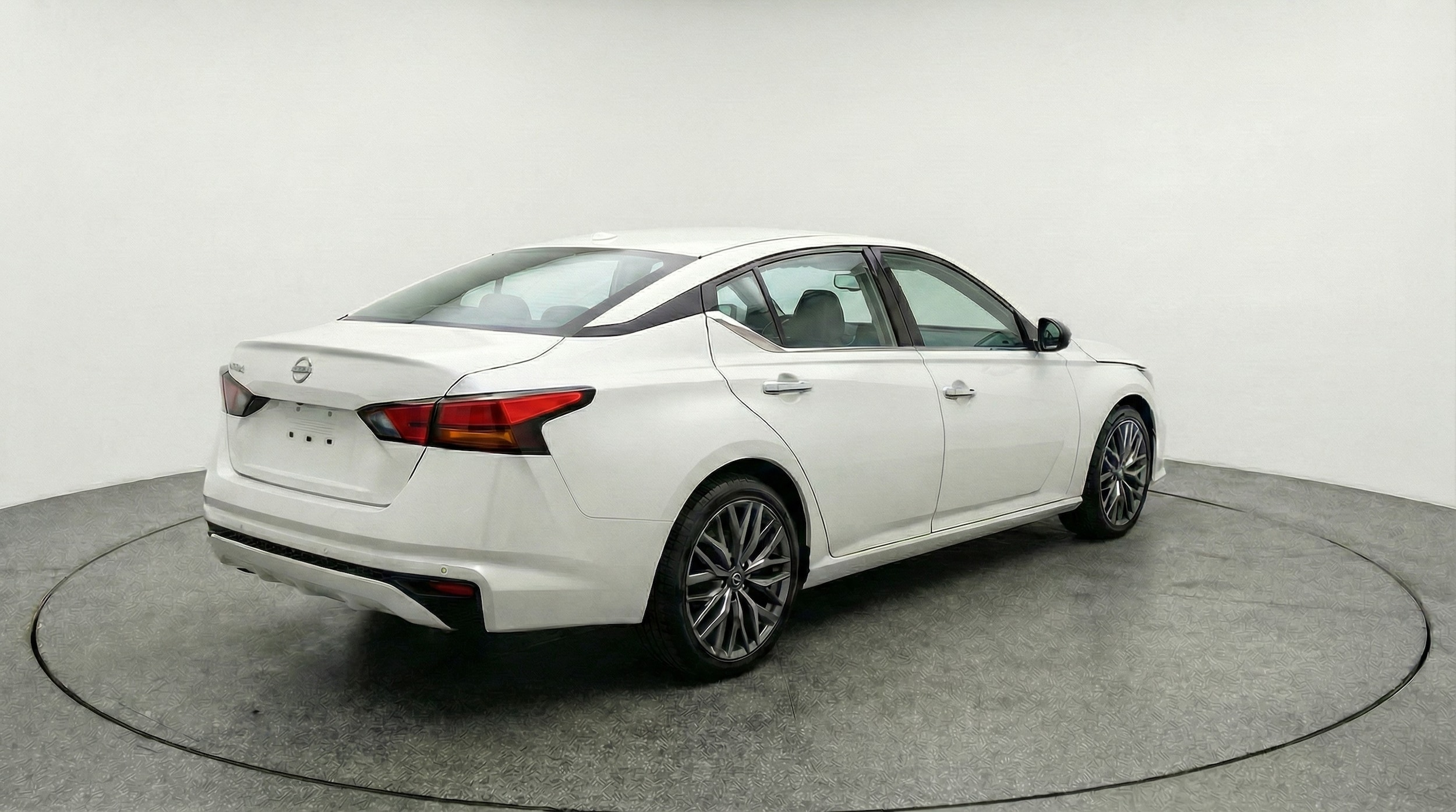 Thumbnail: 2025 Nissan Altima - 7