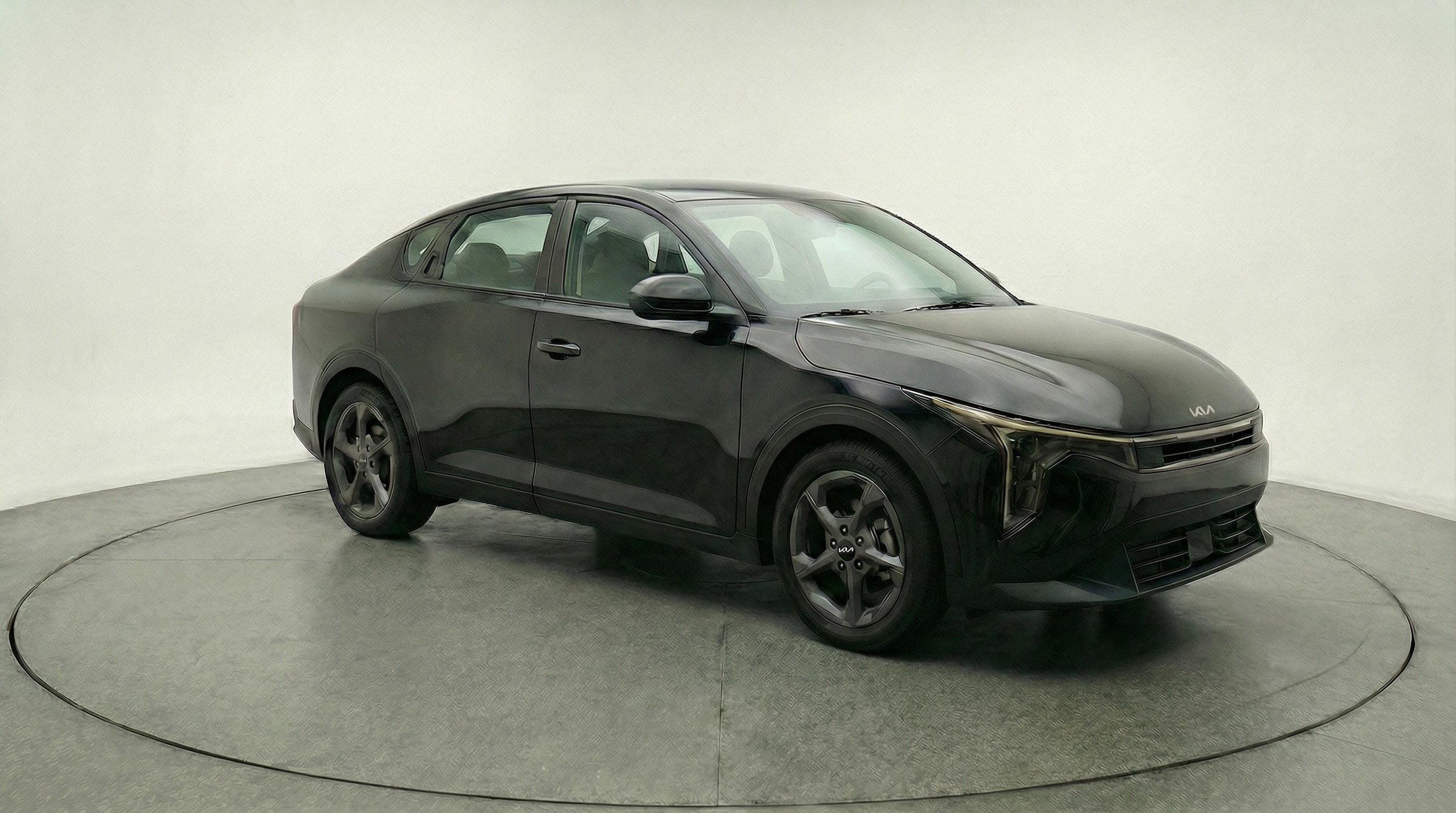 Thumbnail: 2025 Kia K4 - 1