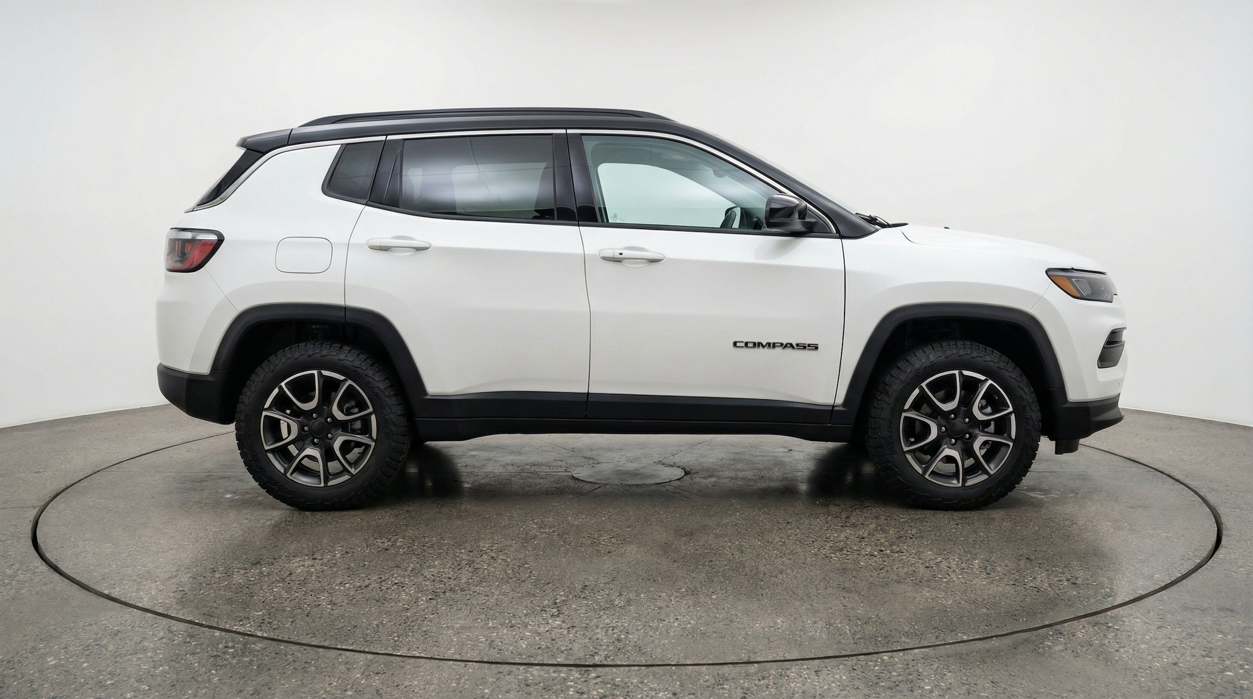 Thumbnail: 2025 Jeep Compass - 11