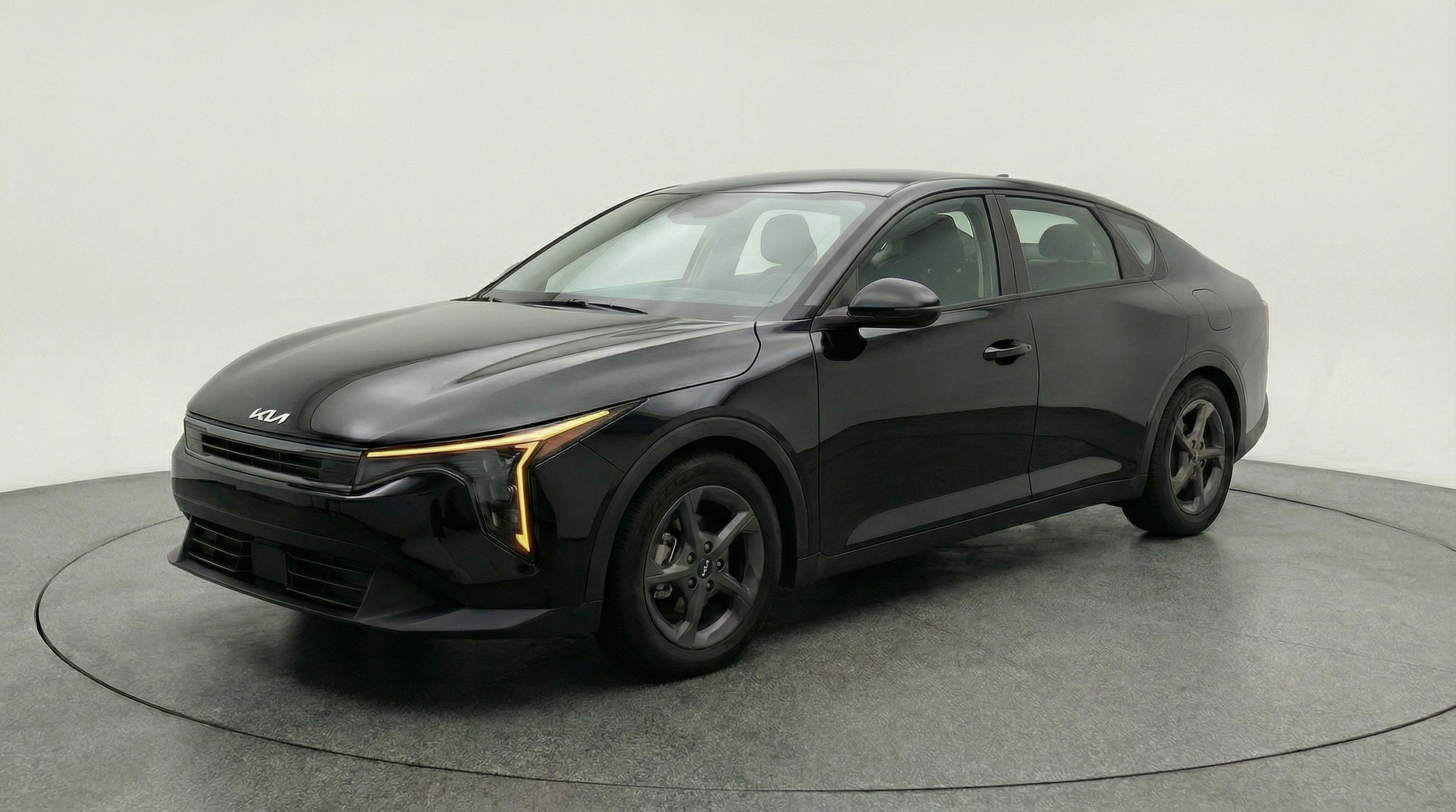 Thumbnail: 2025 Kia K4 - 3