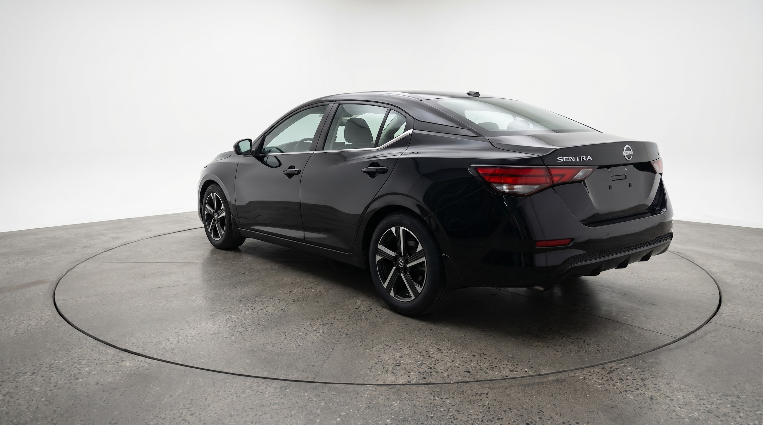 Thumbnail: 2025 Nissan Sentra - 5