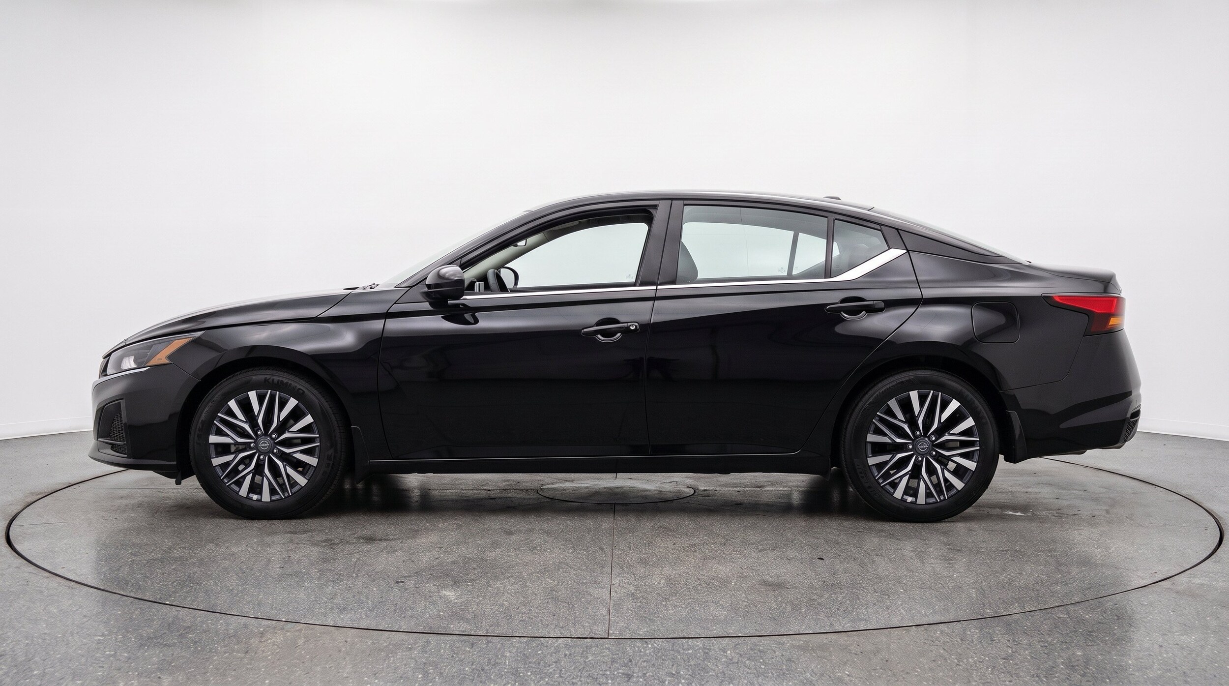 Thumbnail: 2026 Nissan Altima - 5