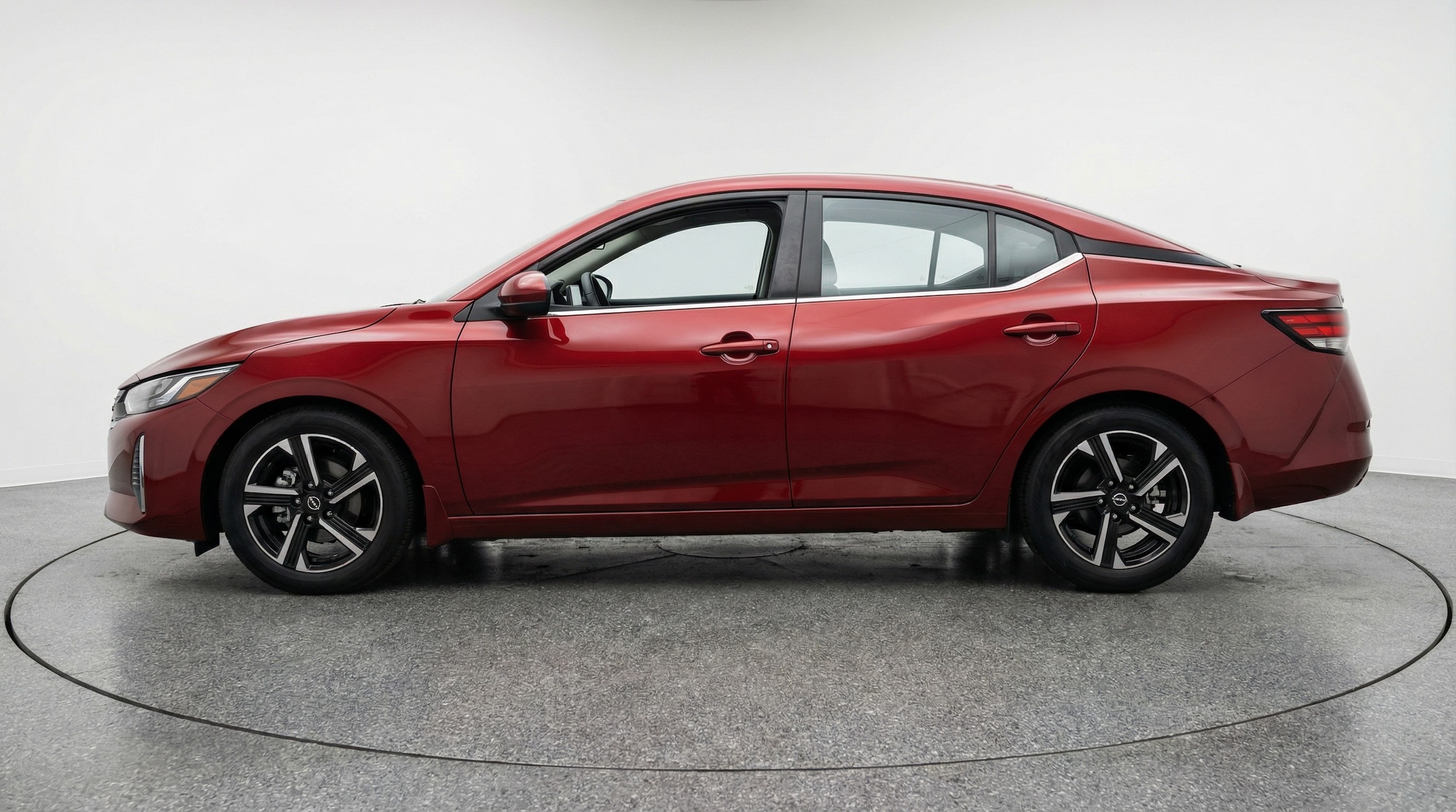 Thumbnail: 2025 Nissan Sentra - 4