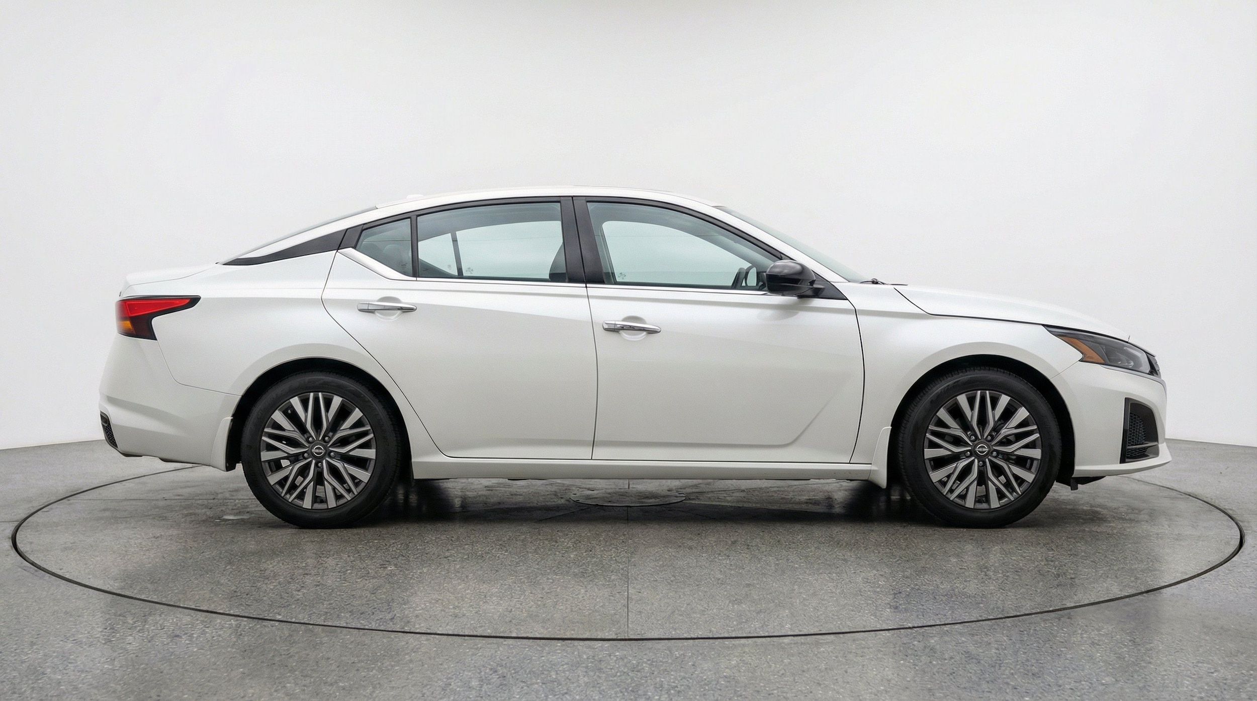 Thumbnail: 2025 Nissan Altima - 11