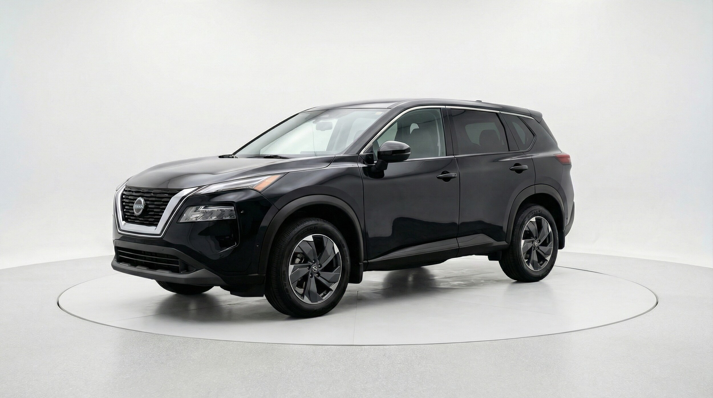 Thumbnail: 2025 Nissan Rogue - 3