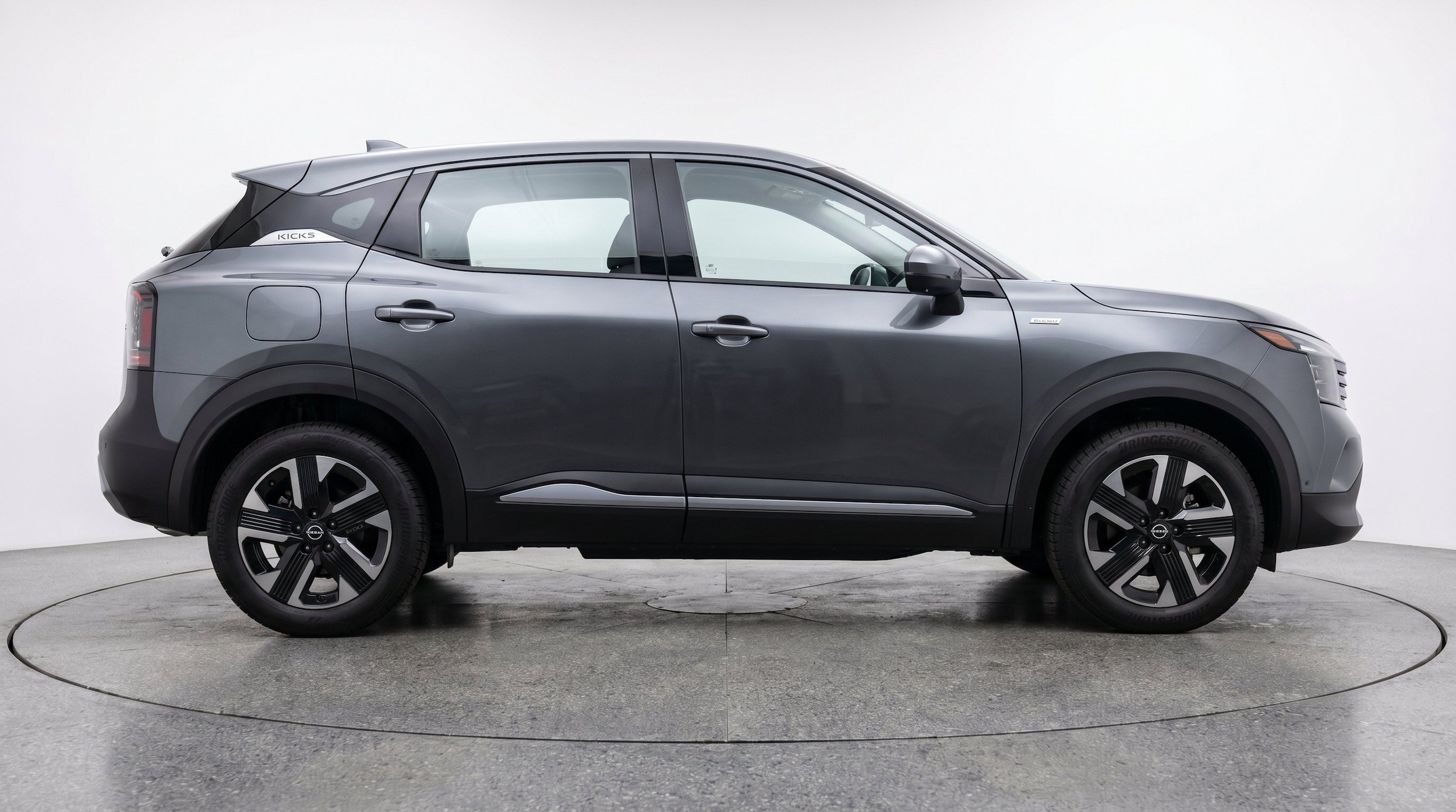 Thumbnail: 2026 Nissan Kicks - 11