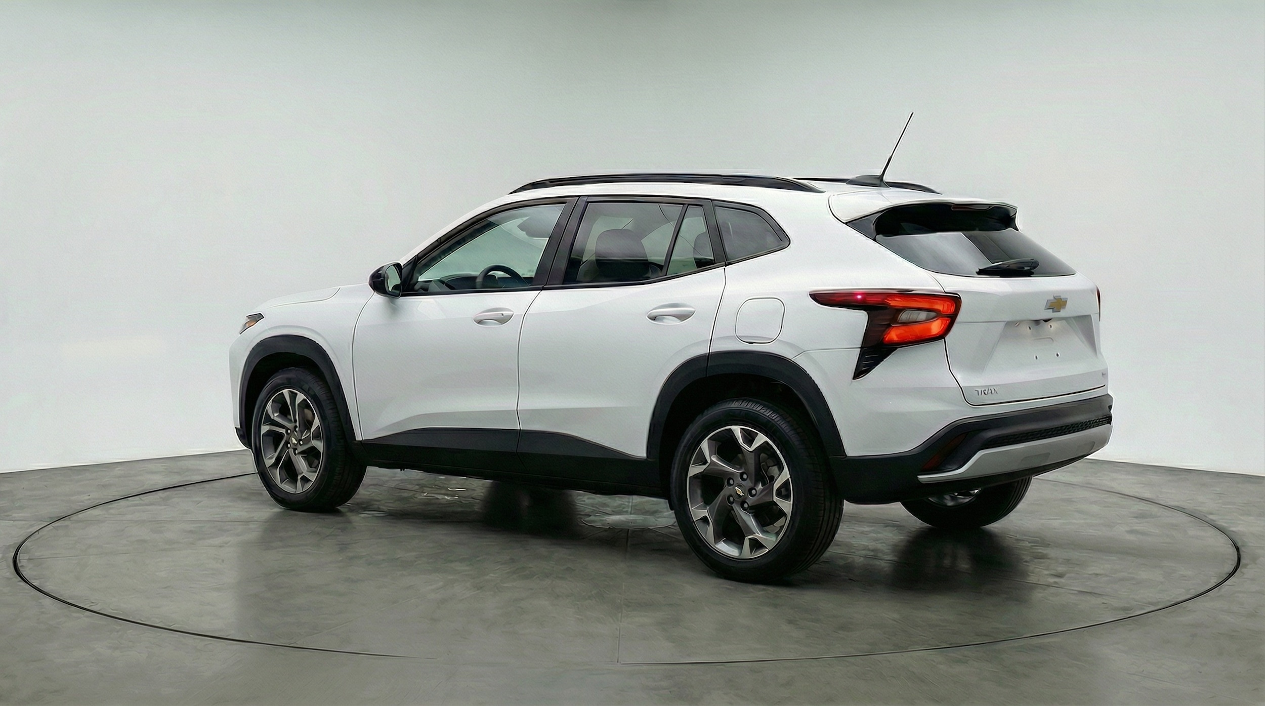 Thumbnail: 2025 Chevrolet Trax - 5