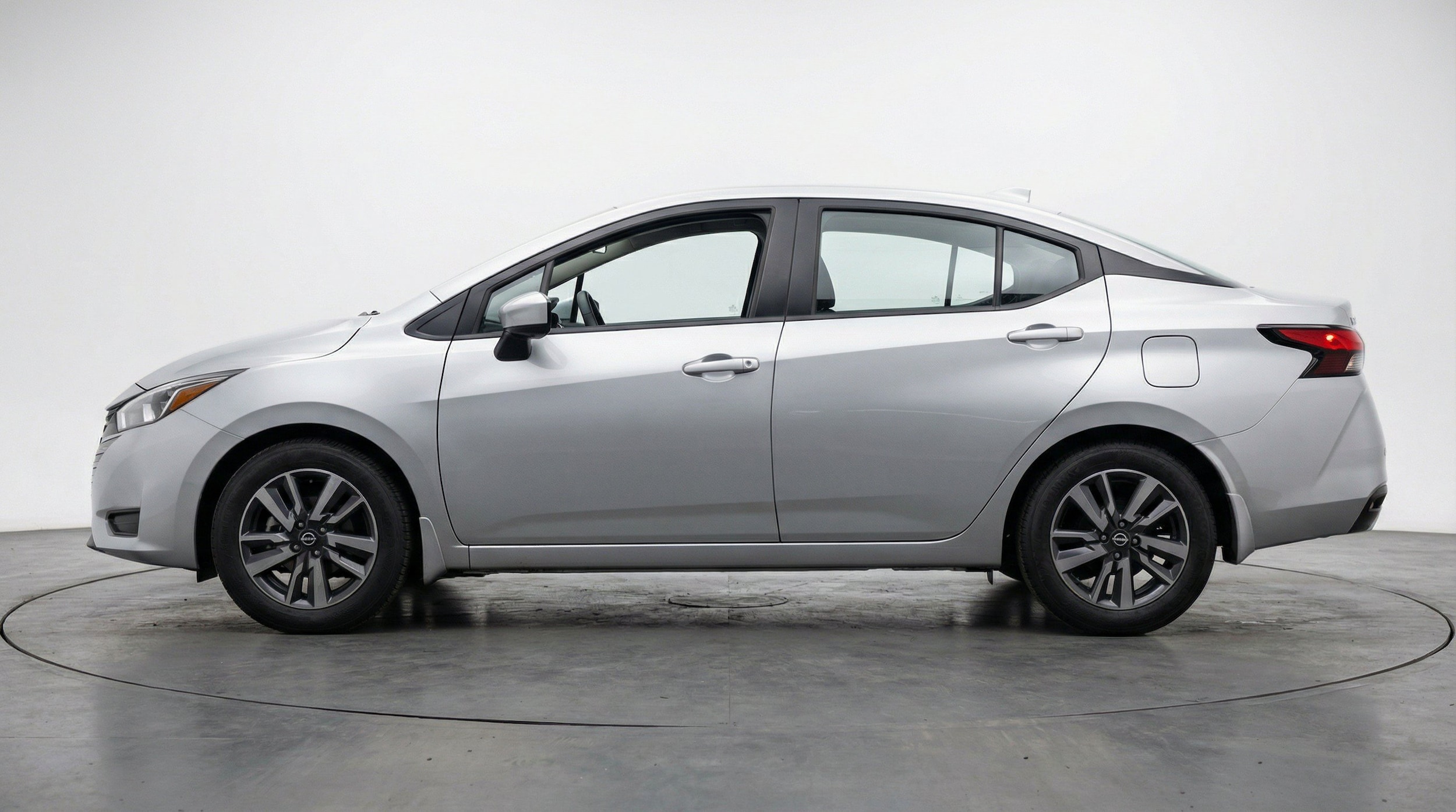 Thumbnail: 2025 Nissan Versa - 5