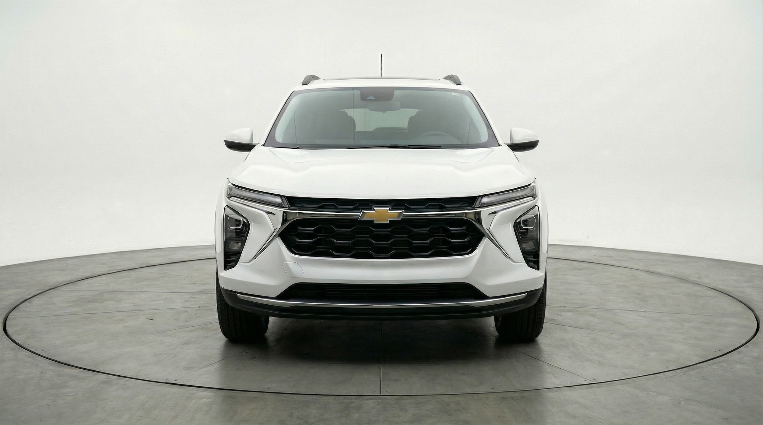 Thumbnail: 2025 Chevrolet Trax - 2