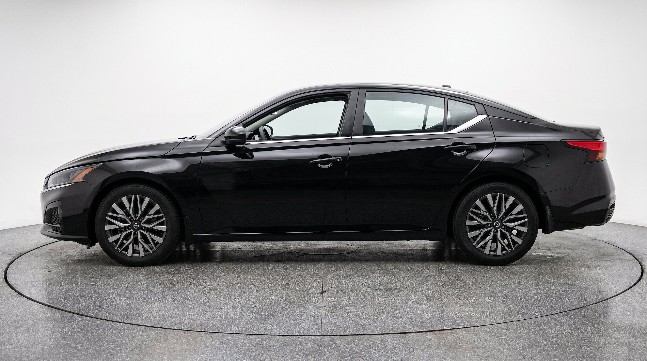 Thumbnail: 2026 Nissan Altima - 5