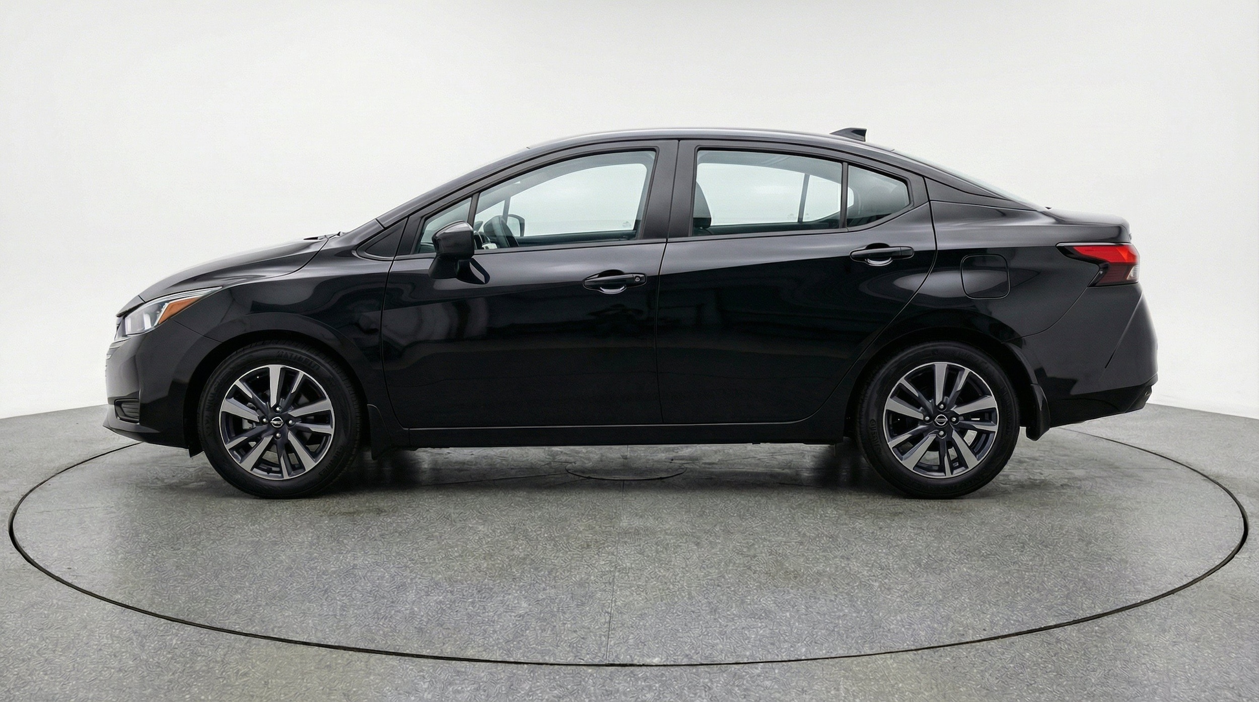 Thumbnail: 2025 Nissan Versa - 5