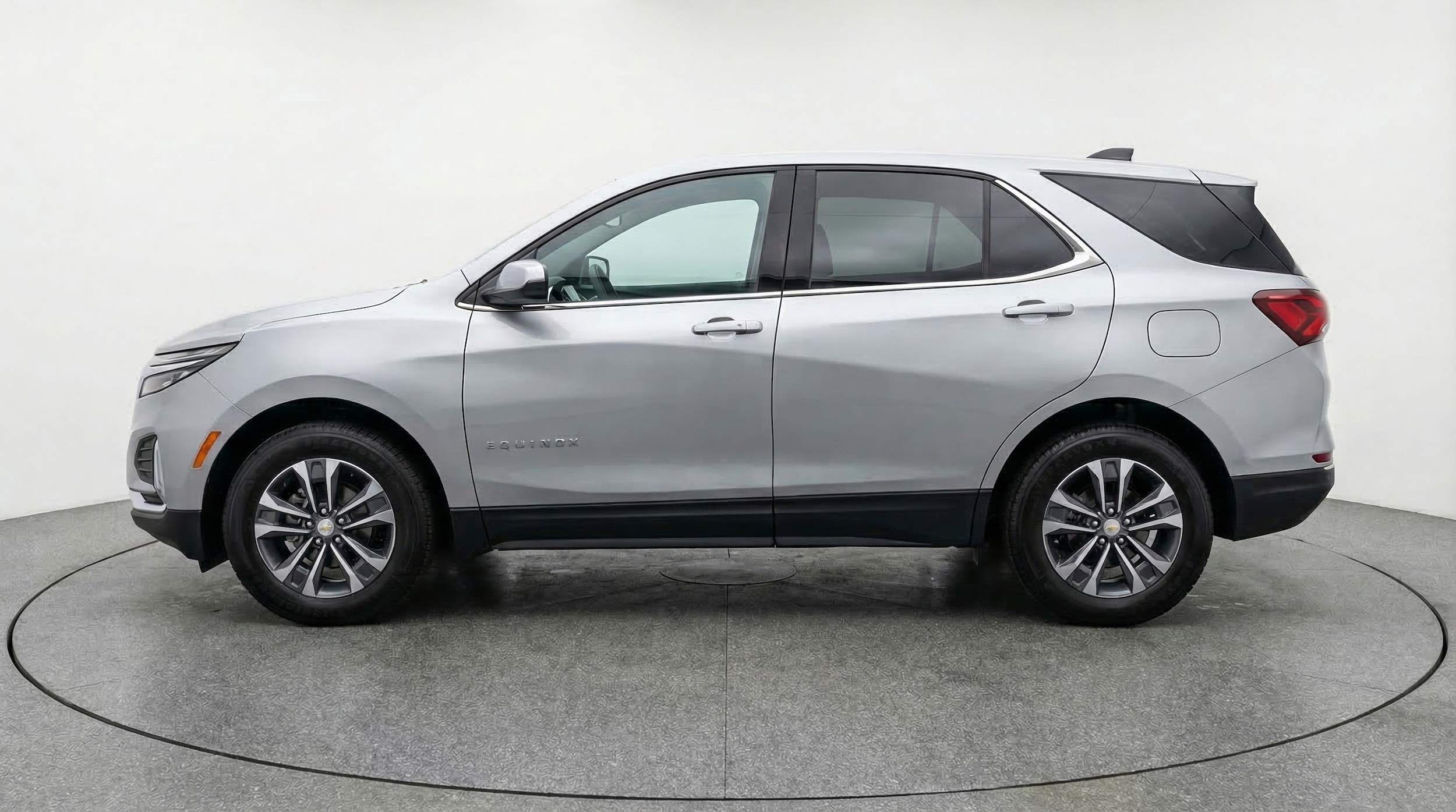 Thumbnail: 2025 Chevrolet Equinox - 4