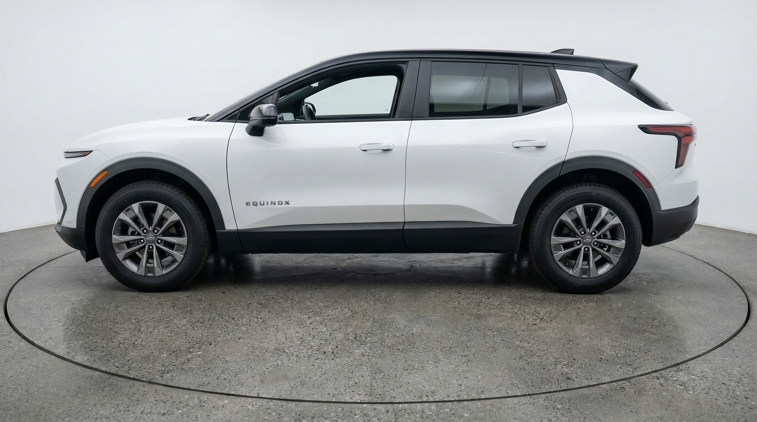 Thumbnail: 2025 Chevrolet Equinox - 4