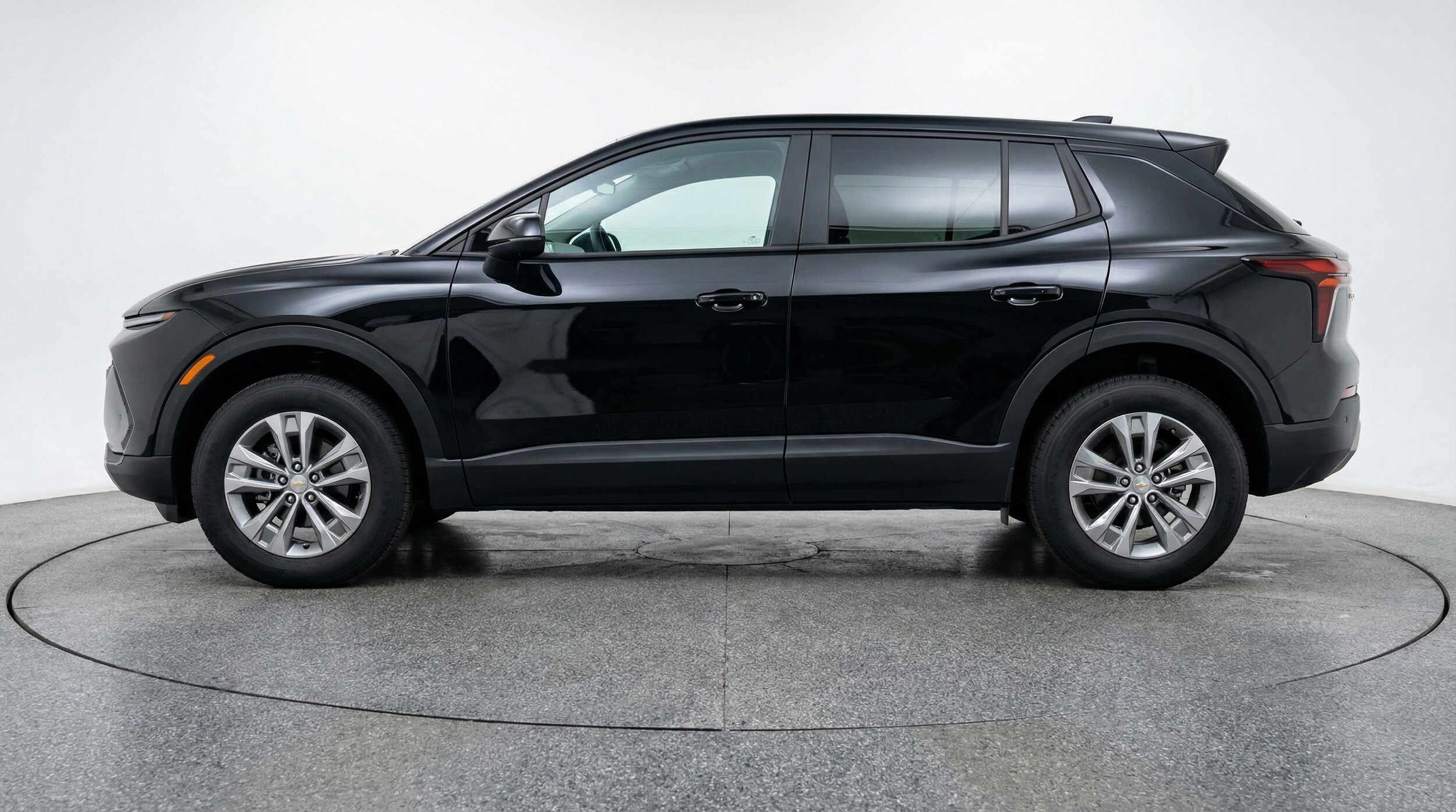 Thumbnail: 2025 Chevrolet Equinox - 4