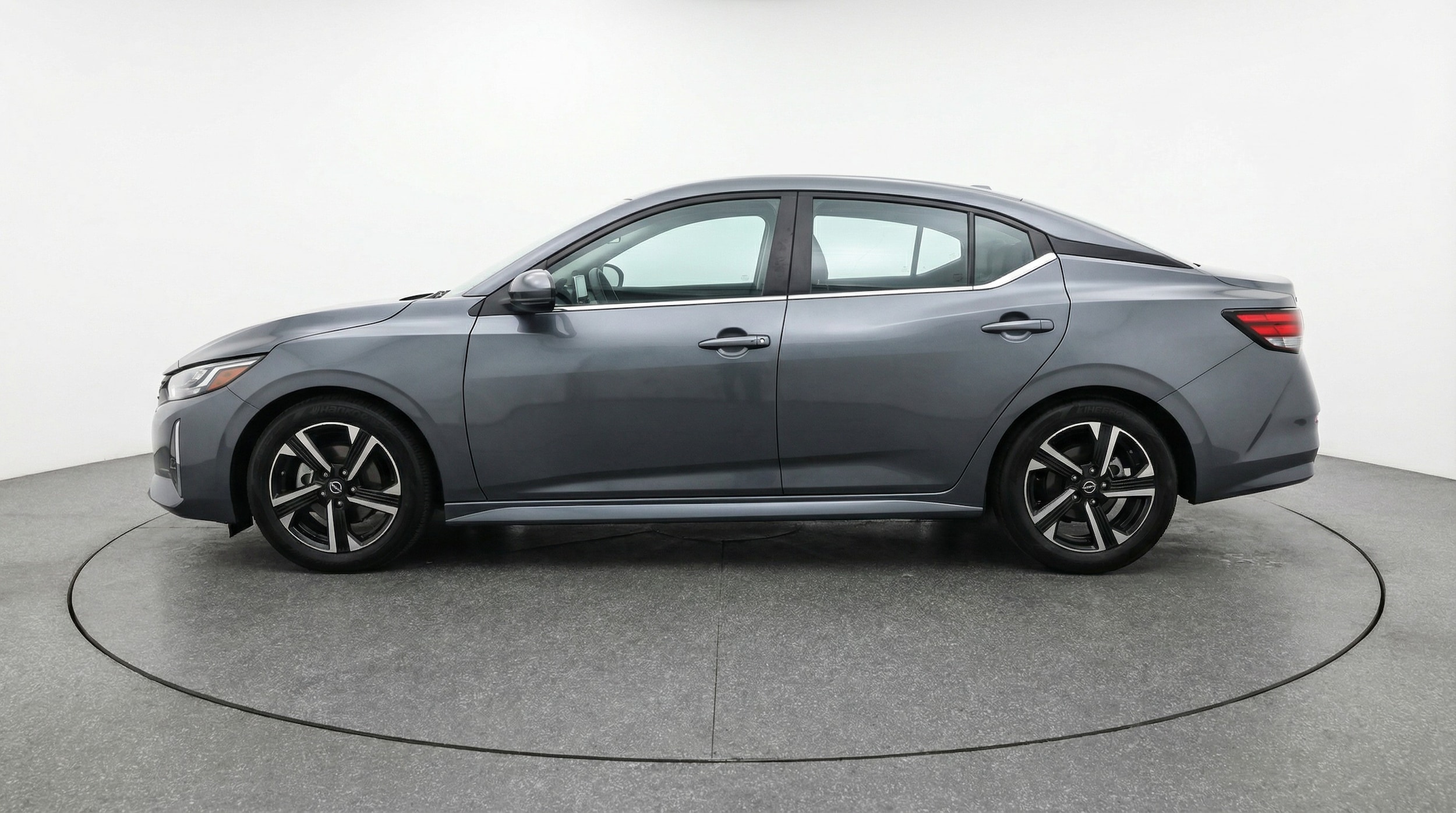 Thumbnail: 2025 Nissan Sentra - 4