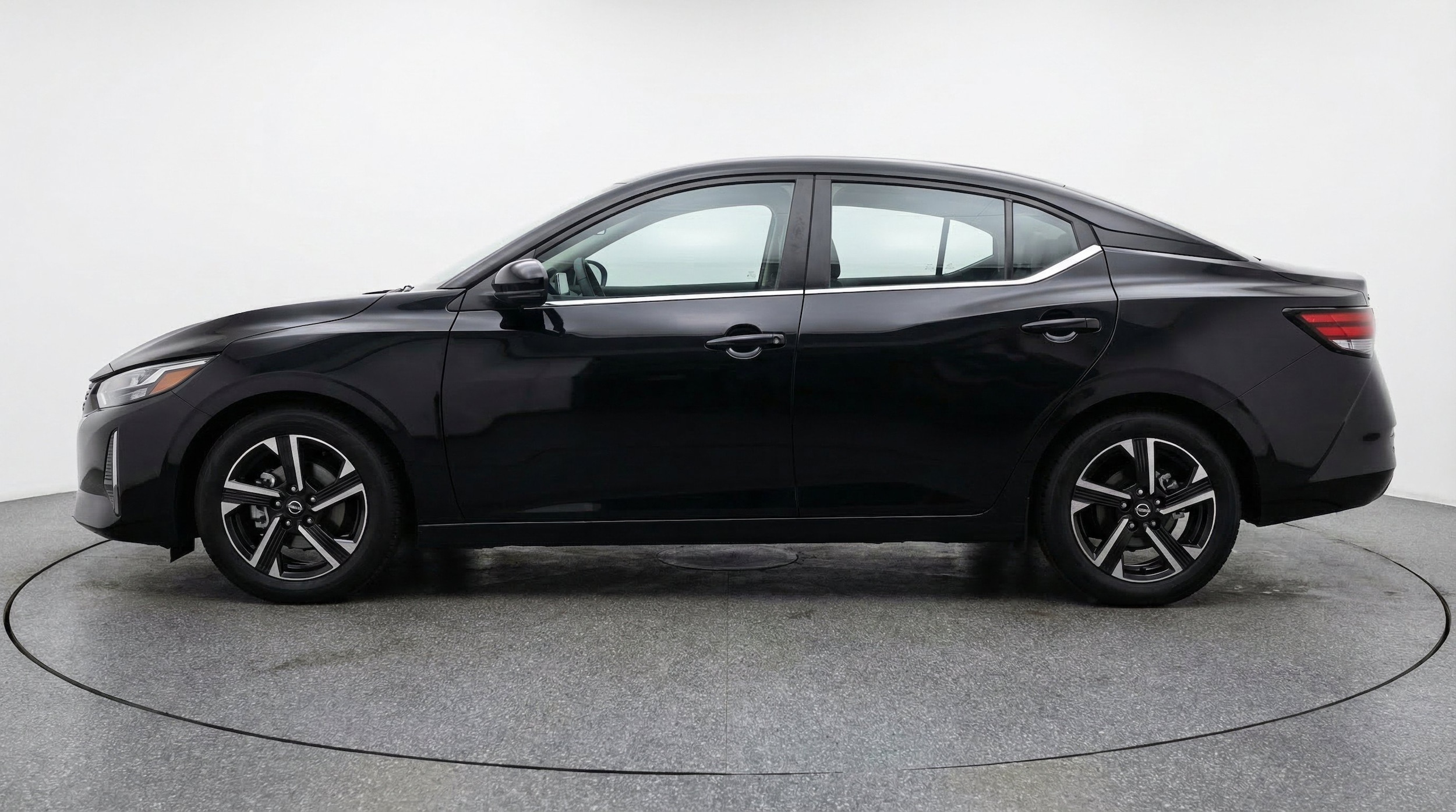 Thumbnail: 2025 Nissan Sentra - 5