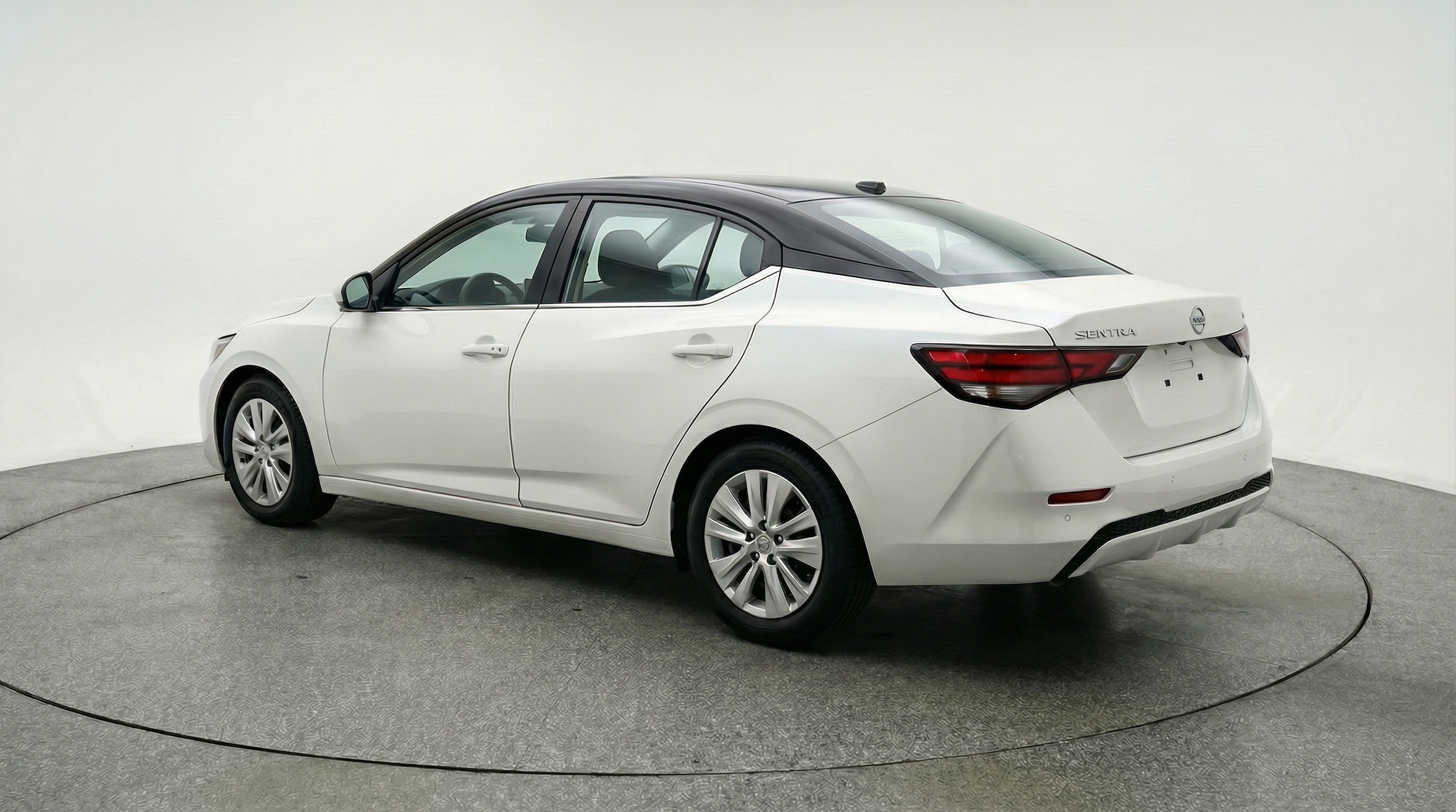 Thumbnail: 2025 Nissan Sentra - 5