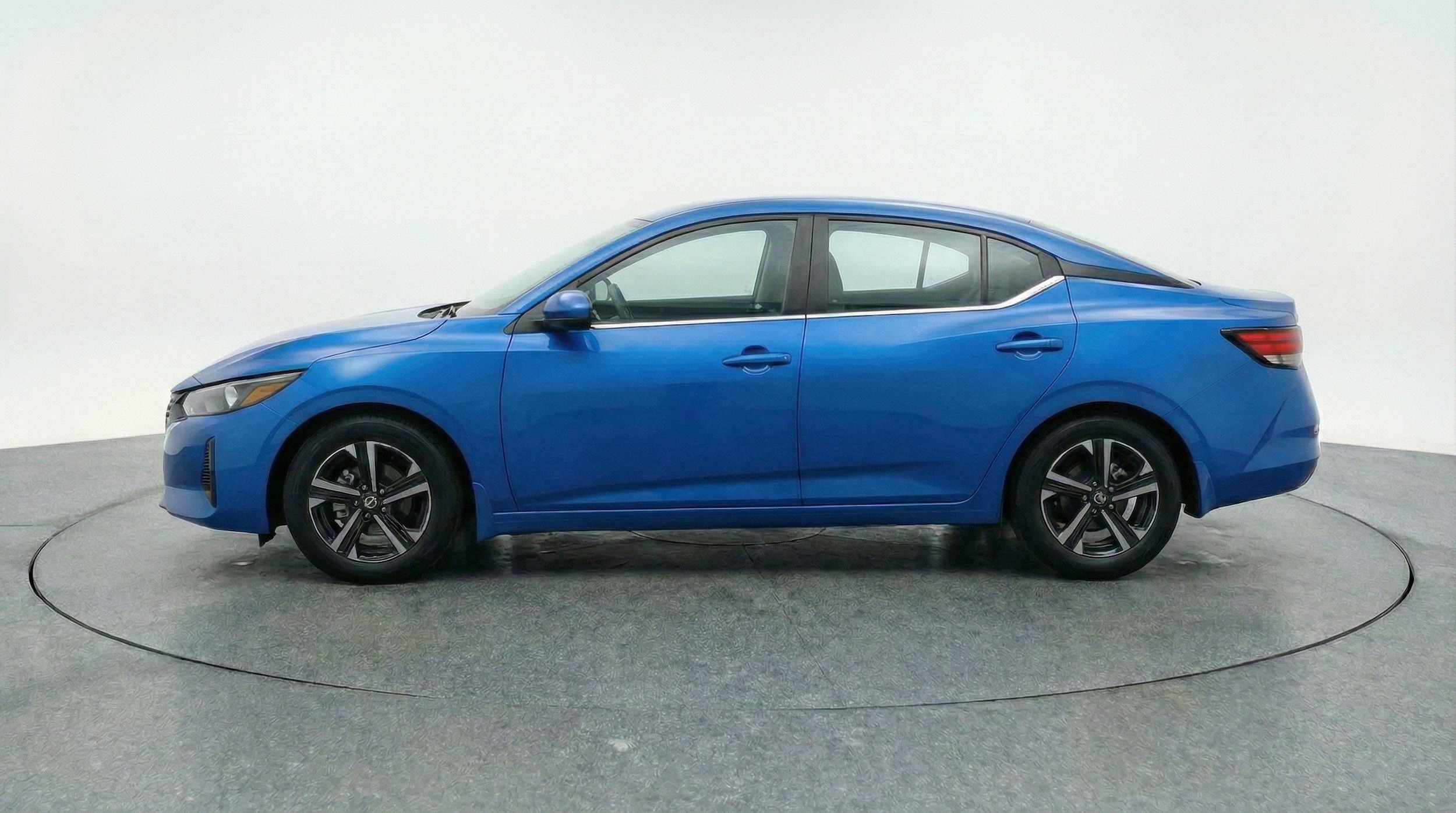 Thumbnail: 2025 Nissan Sentra - 5