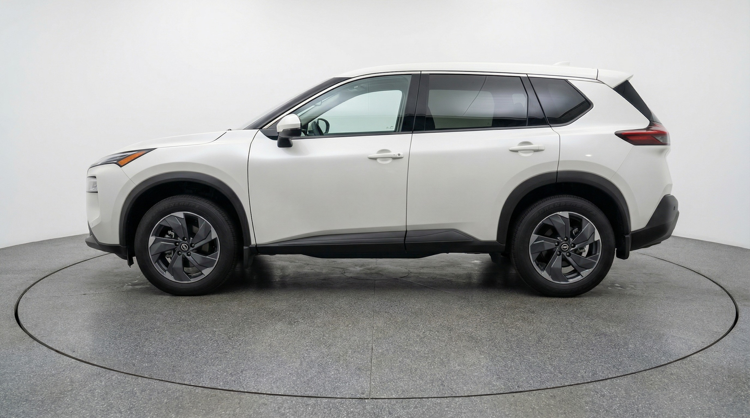 Thumbnail: 2025 Nissan Rogue - 4