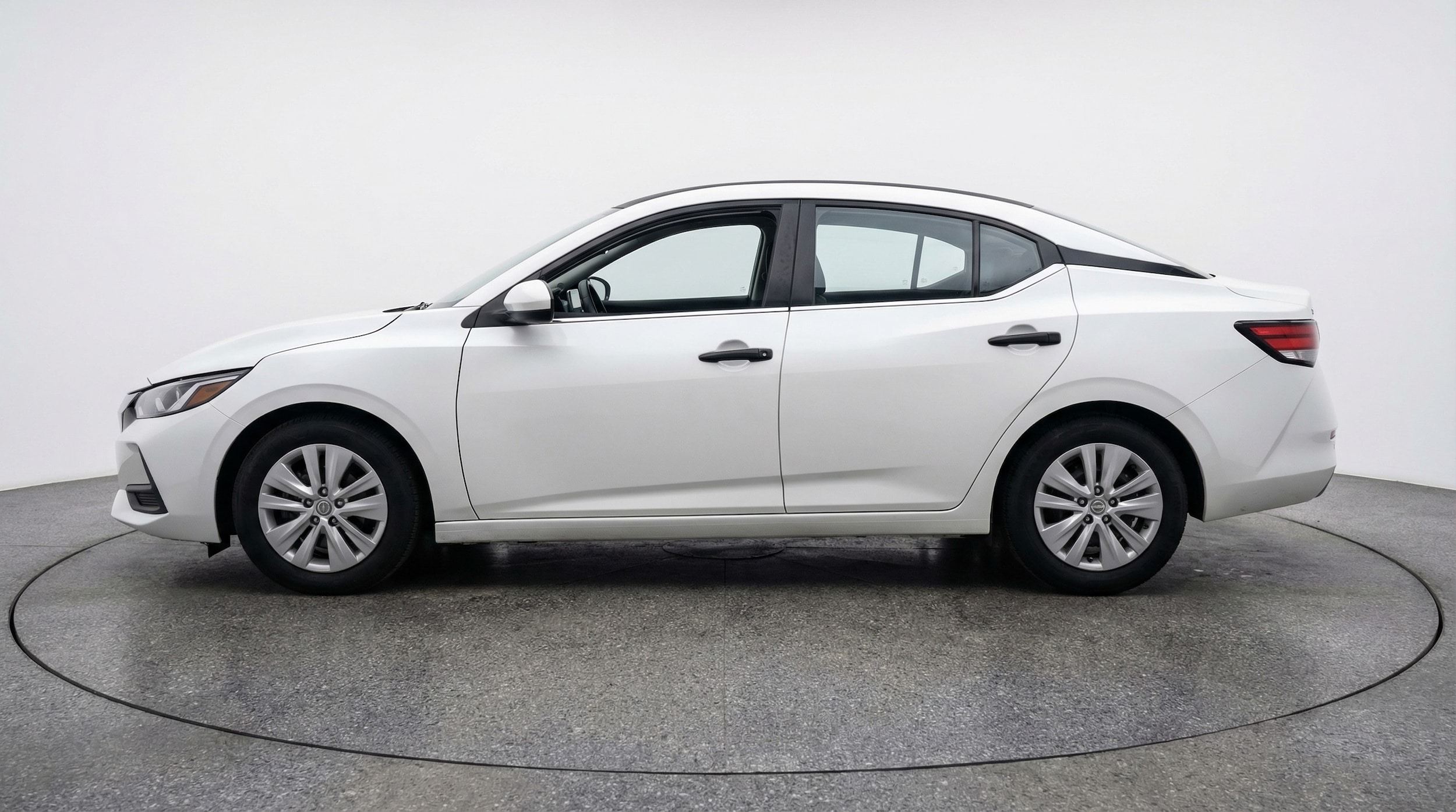 Thumbnail: 2025 Nissan Sentra - 4