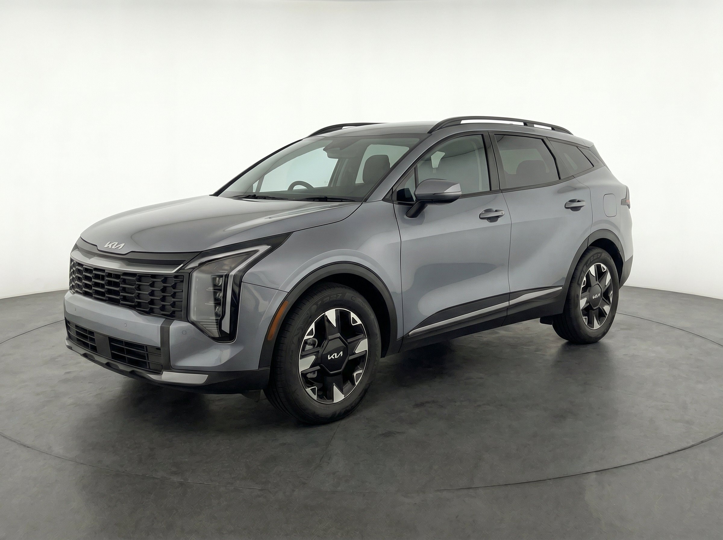 Thumbnail: 2026 Kia Sportage - 3
