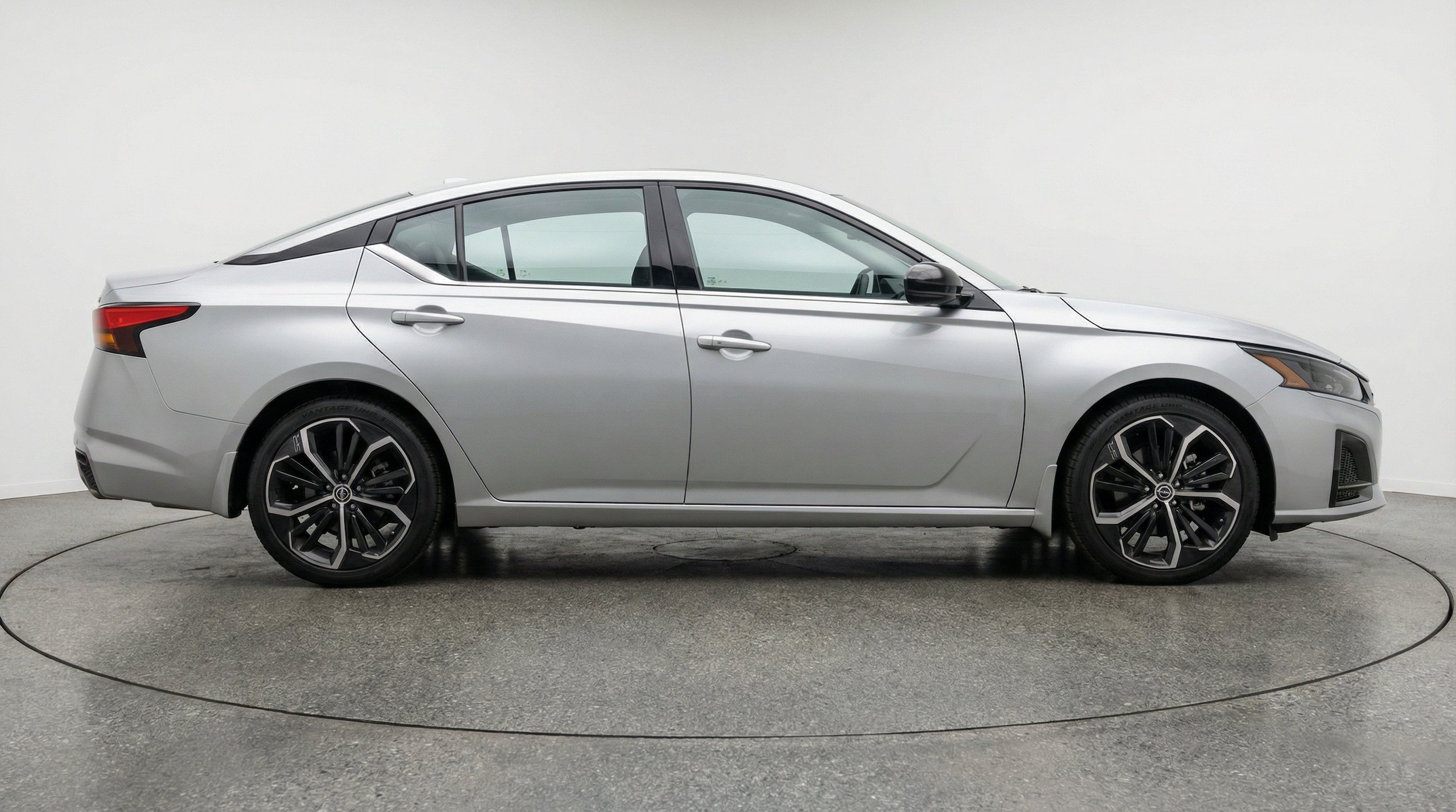 Thumbnail: 2025 Nissan Altima - 11
